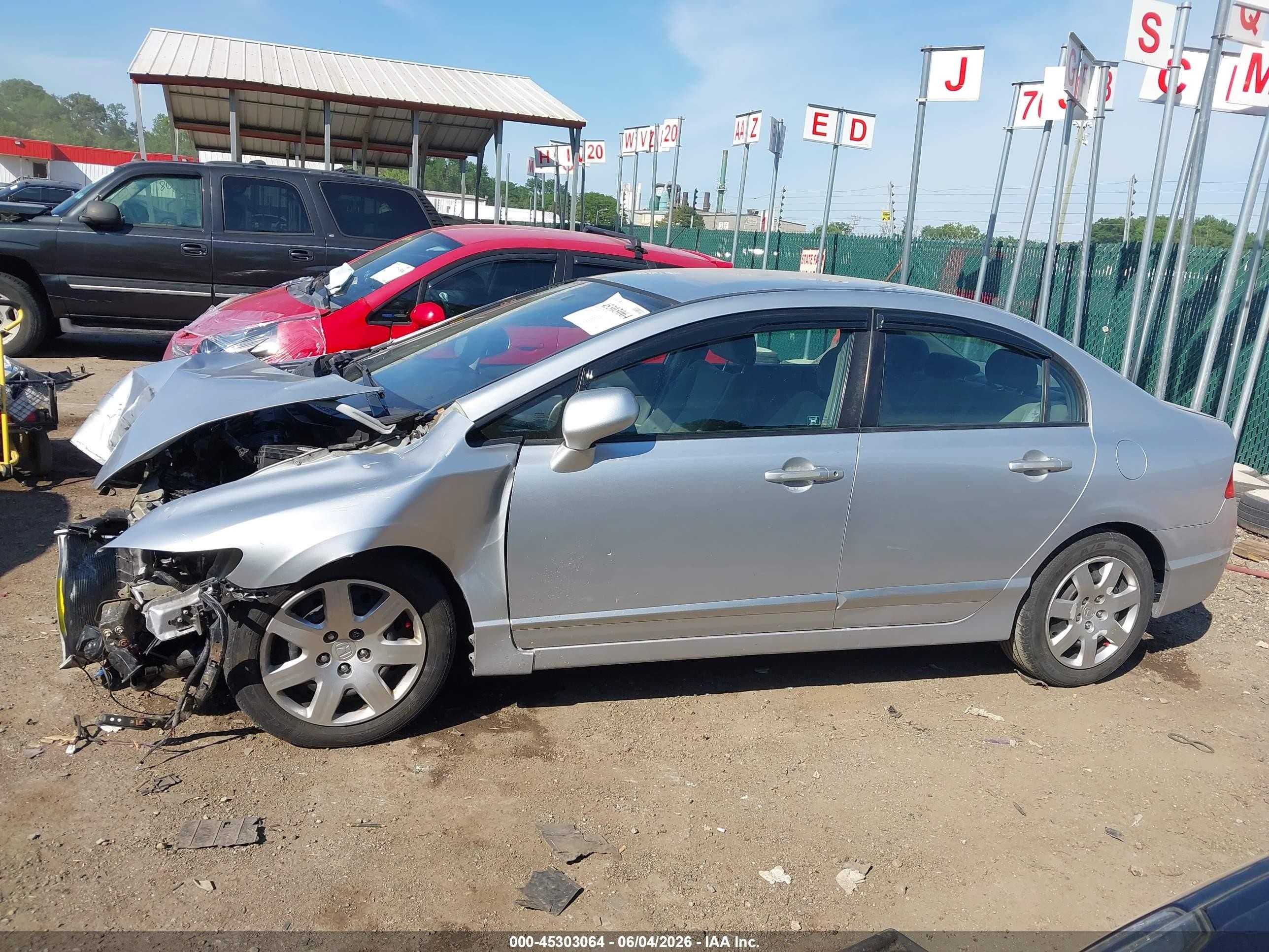 2010 Honda Civic Lx Silver vin: 2HGFA1F55AH556268