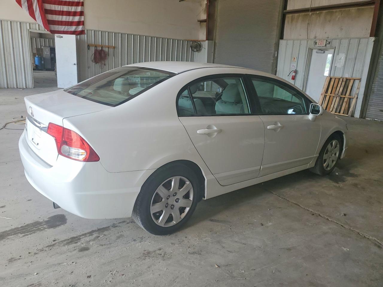 2010 Honda Civic Lx White vin: 2HGFA1F55AH579260