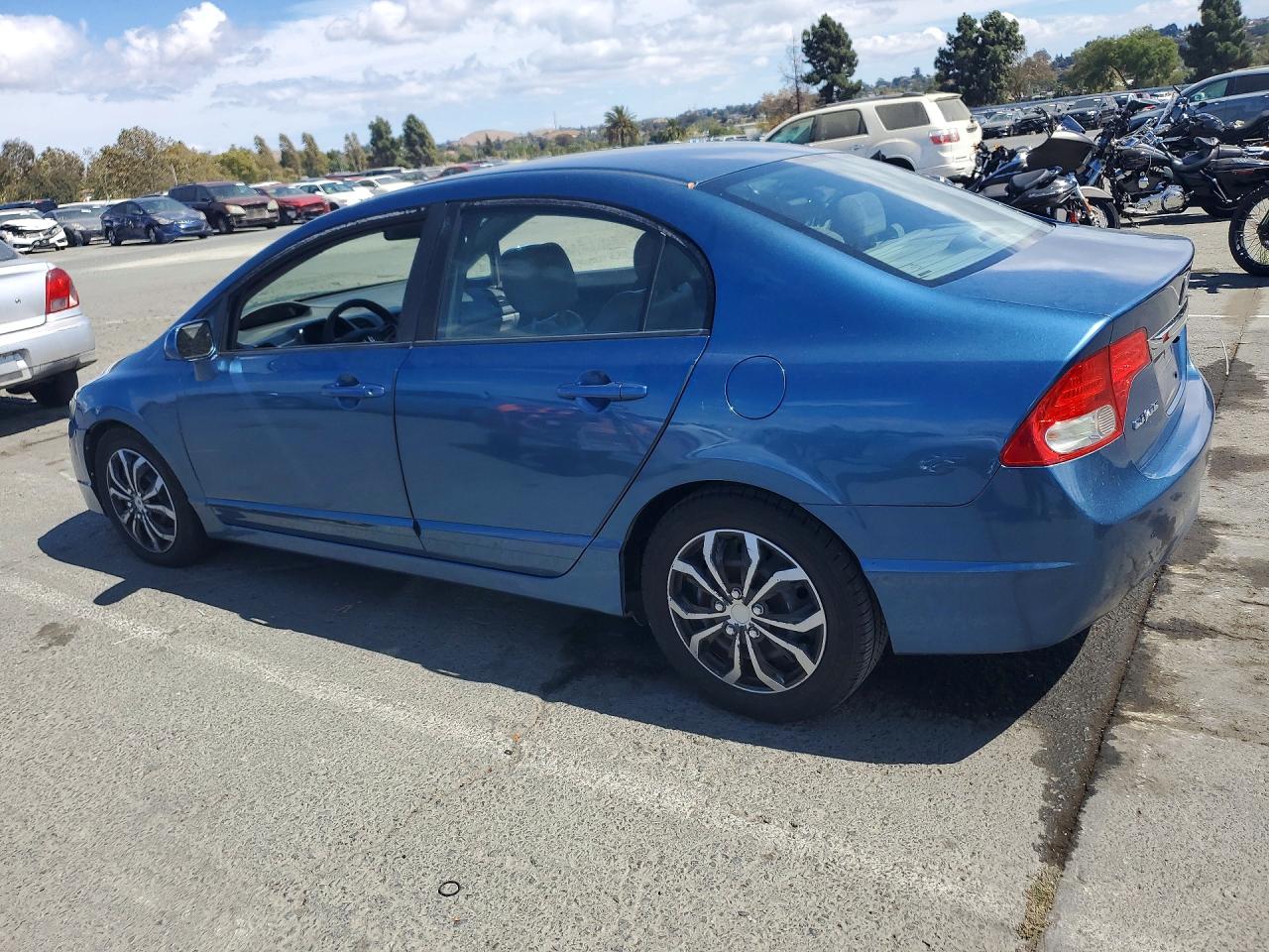 2010 Honda Civic Lx Blue vin: 2HGFA1F55AH581333
