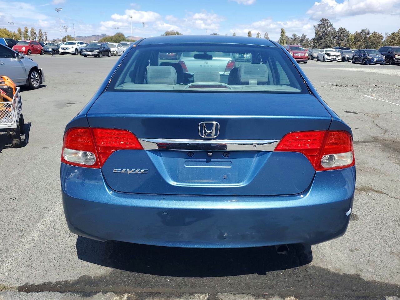 2010 Honda Civic Lx Blue vin: 2HGFA1F55AH581333