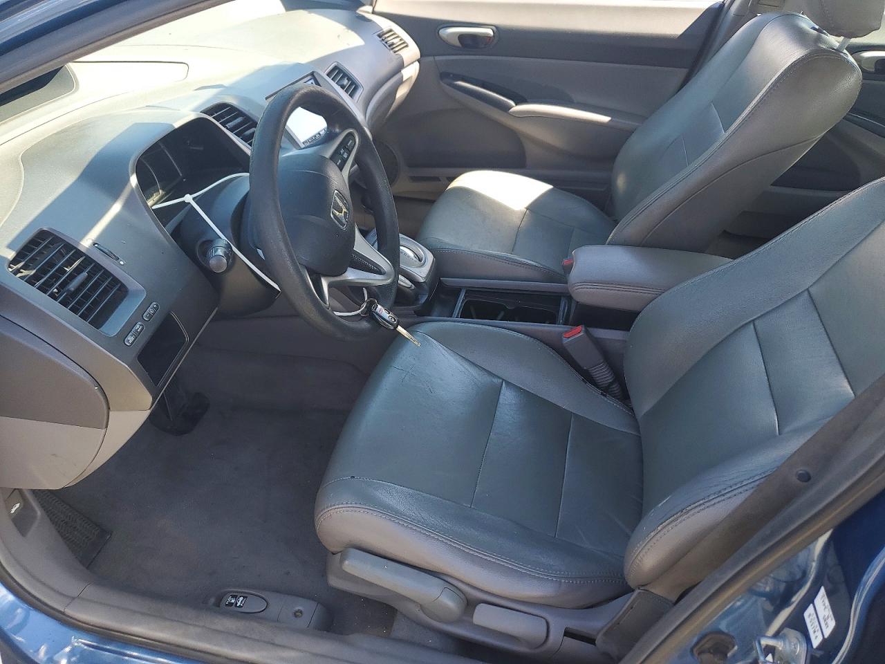 2010 Honda Civic Lx Blue vin: 2HGFA1F55AH581333