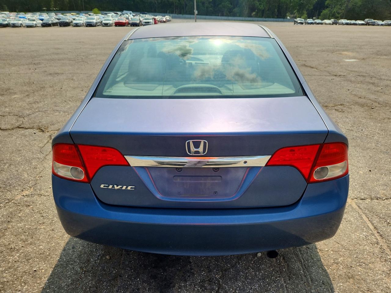 2011 Honda Civic 4d Lx Blue vin: 2HGFA1F55BH510442