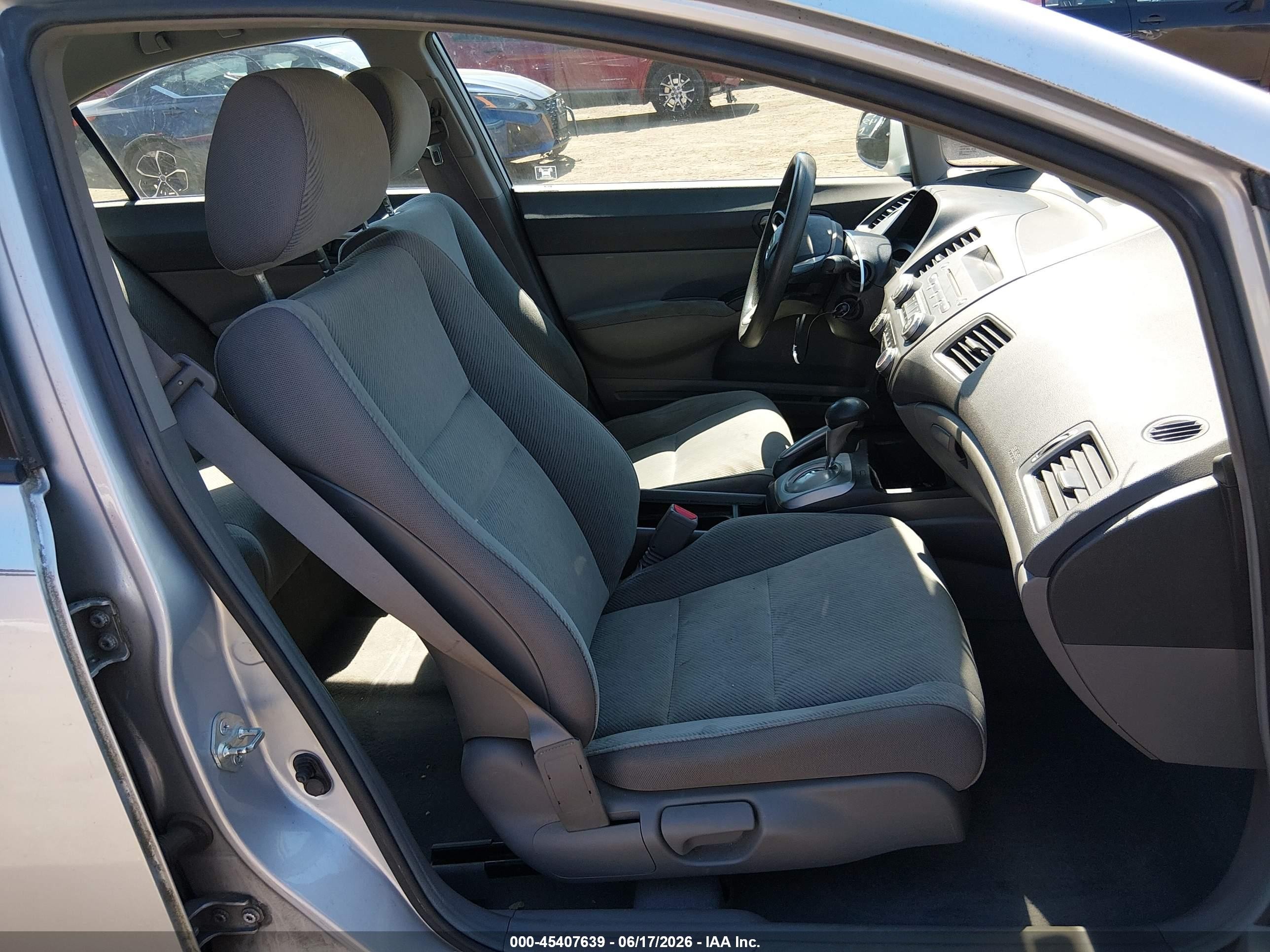 2011 Honda Civic Lx Silver vin: 2HGFA1F55BH514748