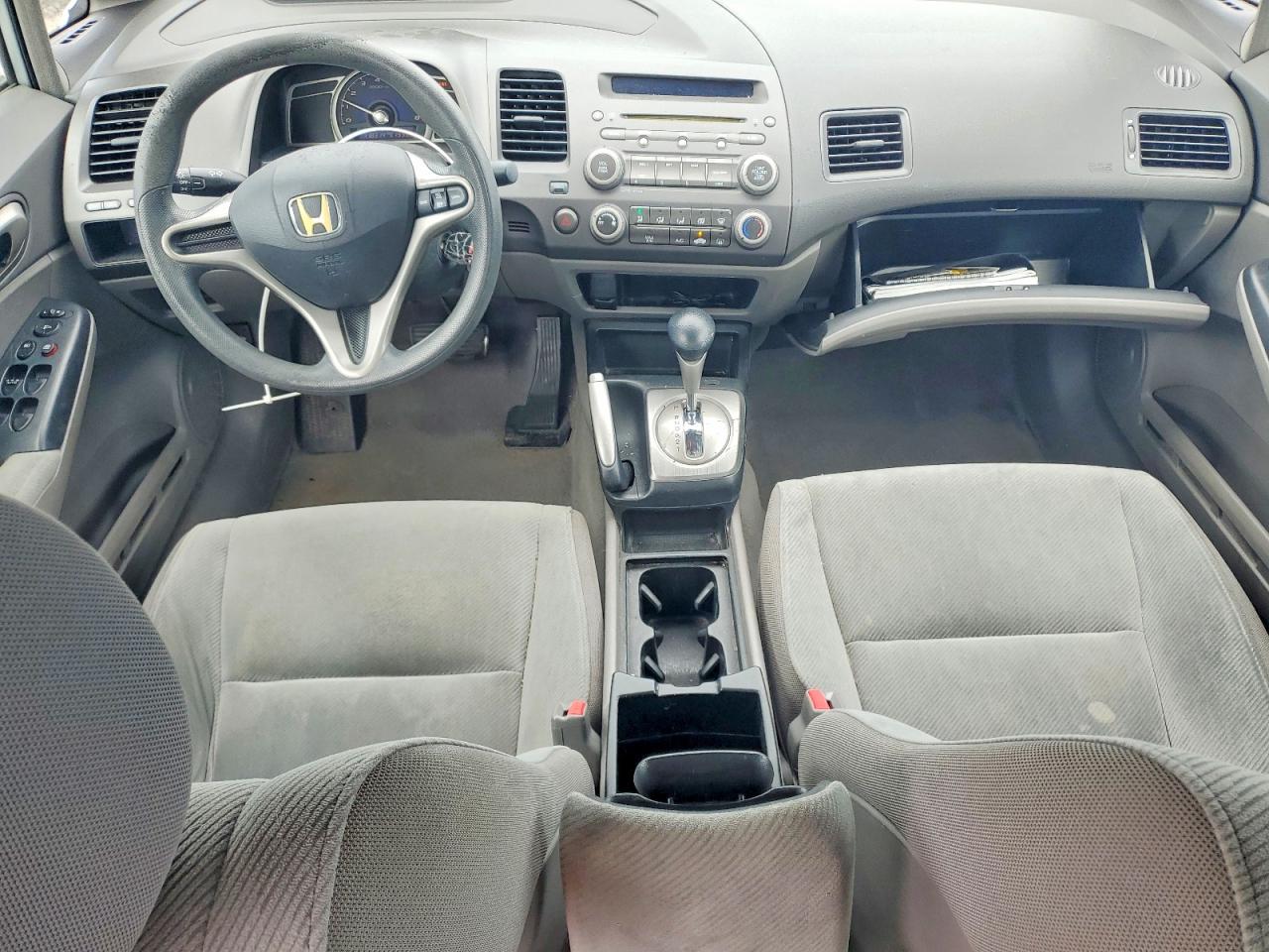 2010 Honda Civic Lx Silver vin: 2HGFA1F56AH329381