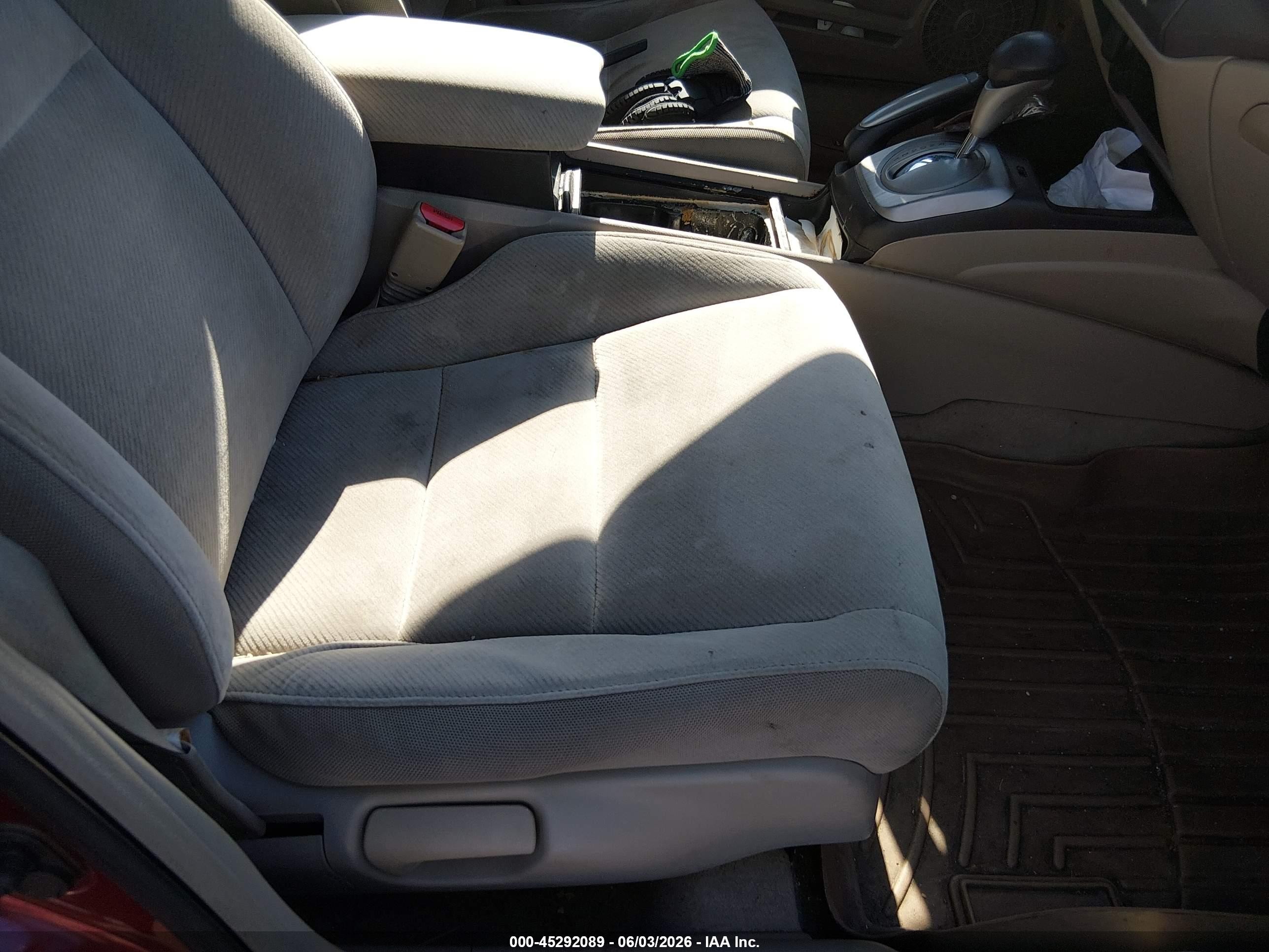 2010 Honda Civic Lx Красный vin: 2HGFA1F56AH502185