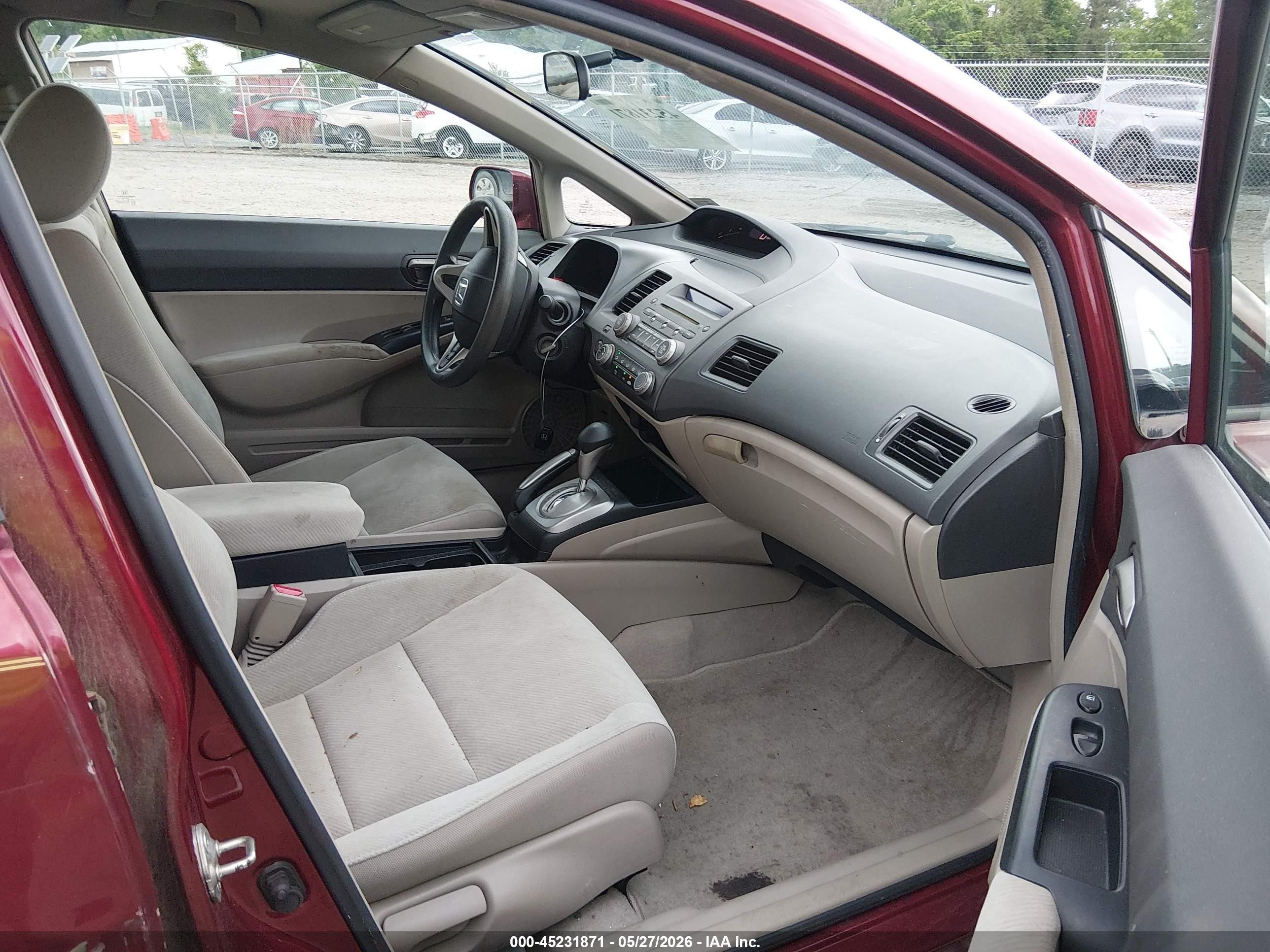 2010 Honda Civic Lx Red vin: 2HGFA1F56AH548373