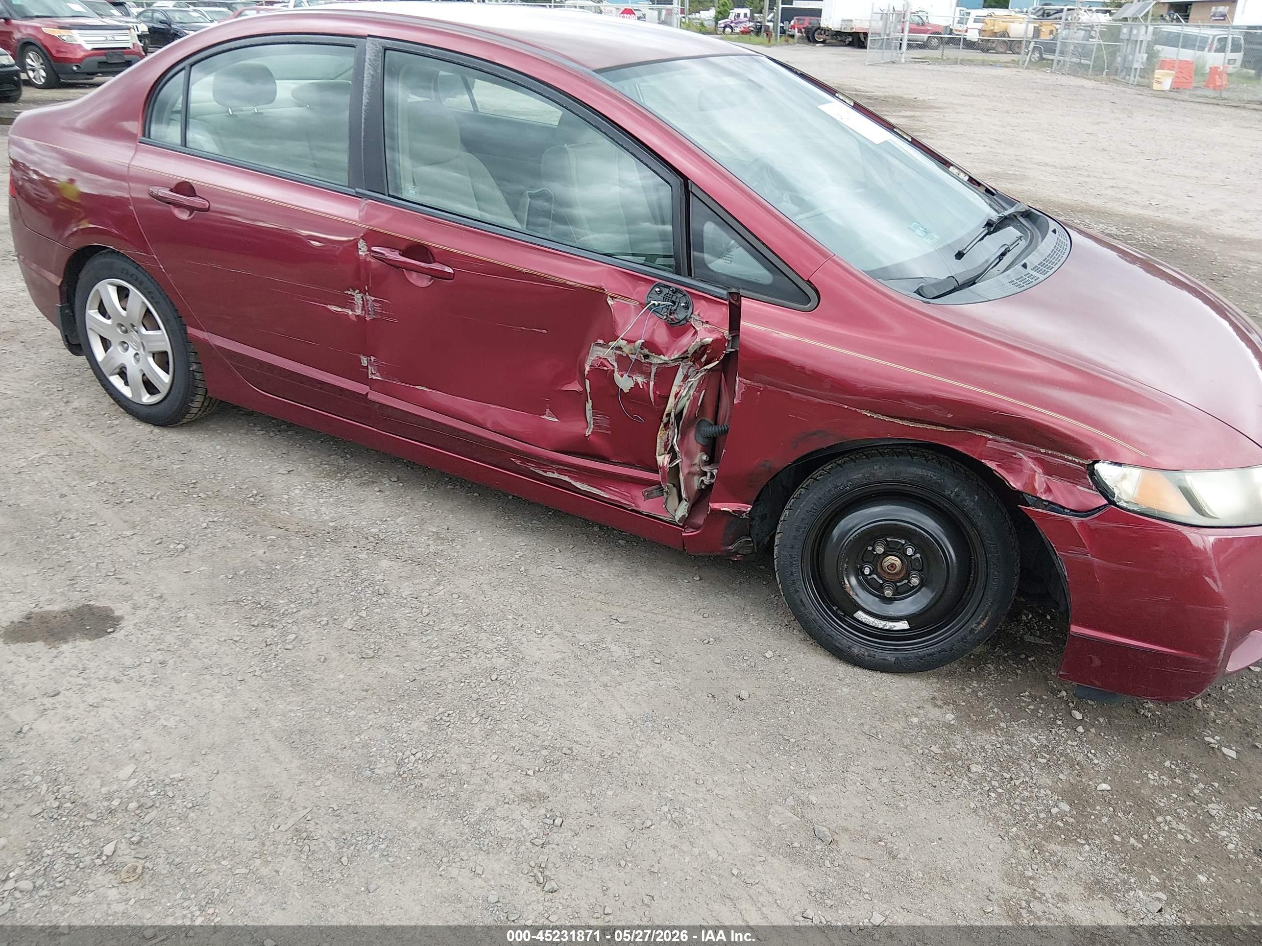 2010 Honda Civic Lx Red vin: 2HGFA1F56AH548373