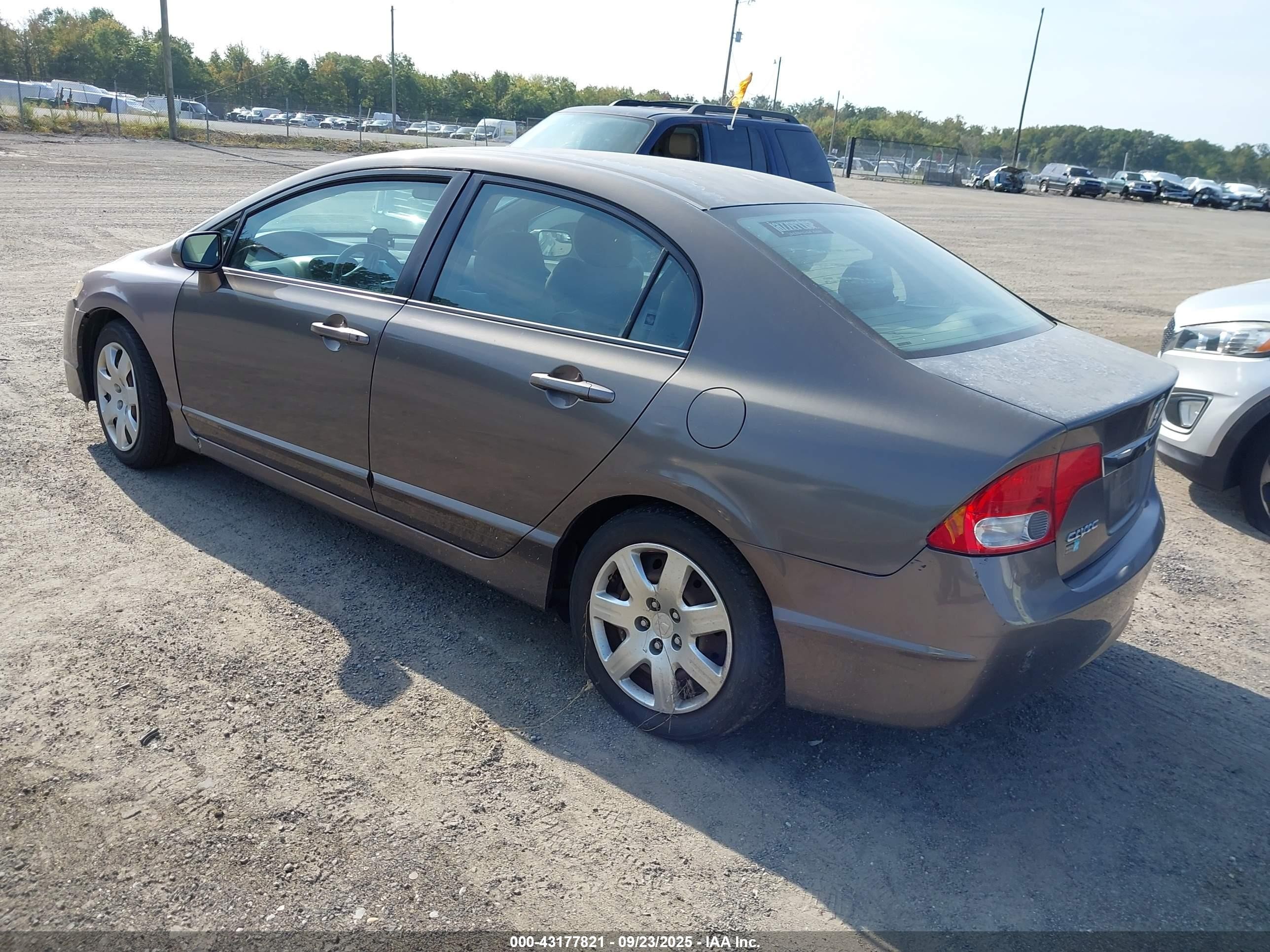 2010 Honda Civic Lx Серый vin: 2HGFA1F56AH576562