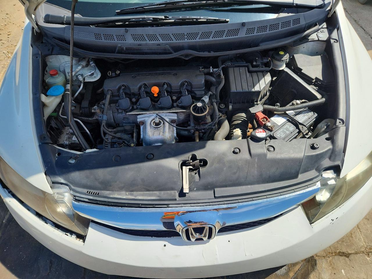 2010 Honda Civic Lx White vin: 2HGFA1F56AH583592