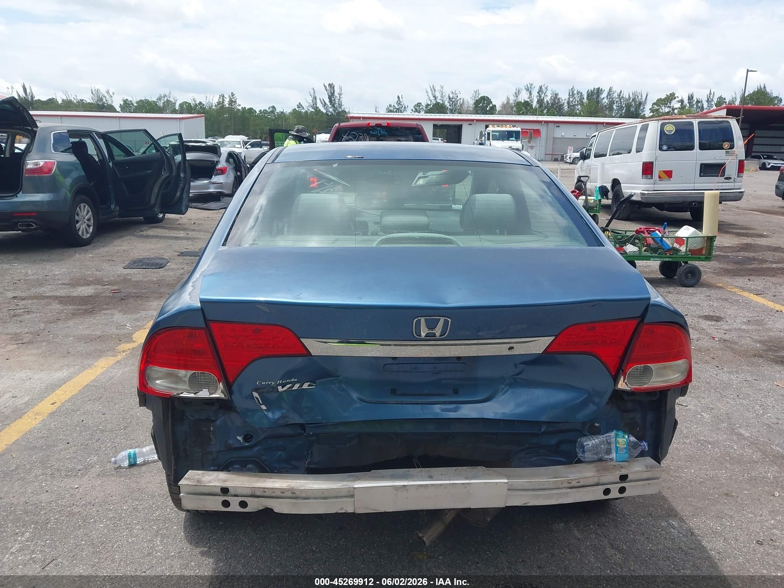 2011 Honda Civic Lx Blue vin: 2HGFA1F56BH506819