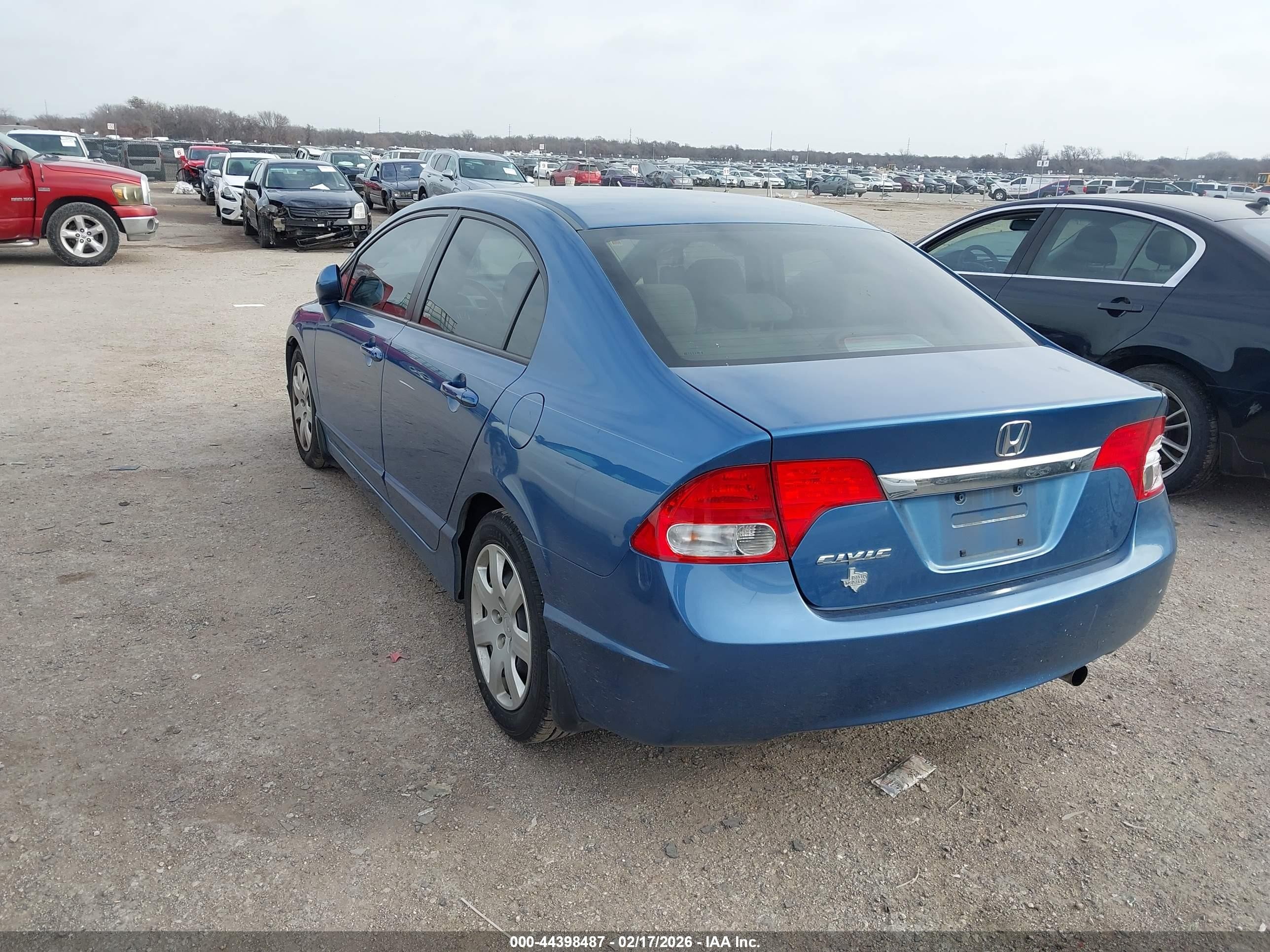 2011 Honda Civic Lx Blue vin: 2HGFA1F56BH522115