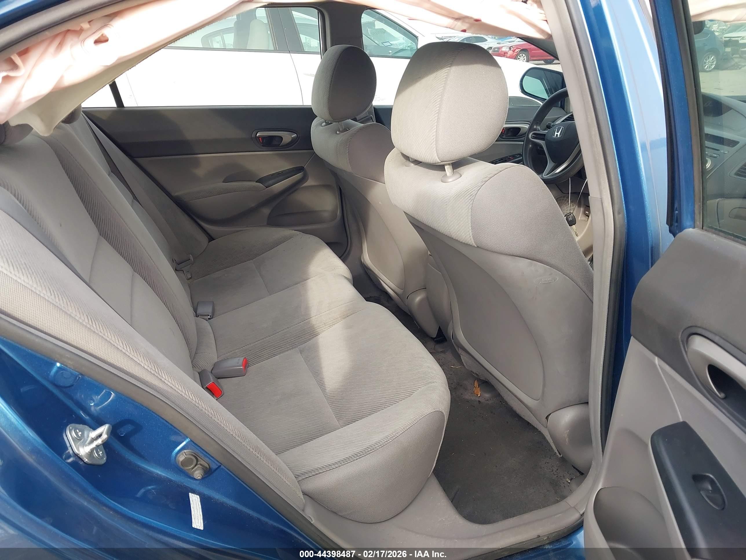 2011 Honda Civic Lx Blue vin: 2HGFA1F56BH522115