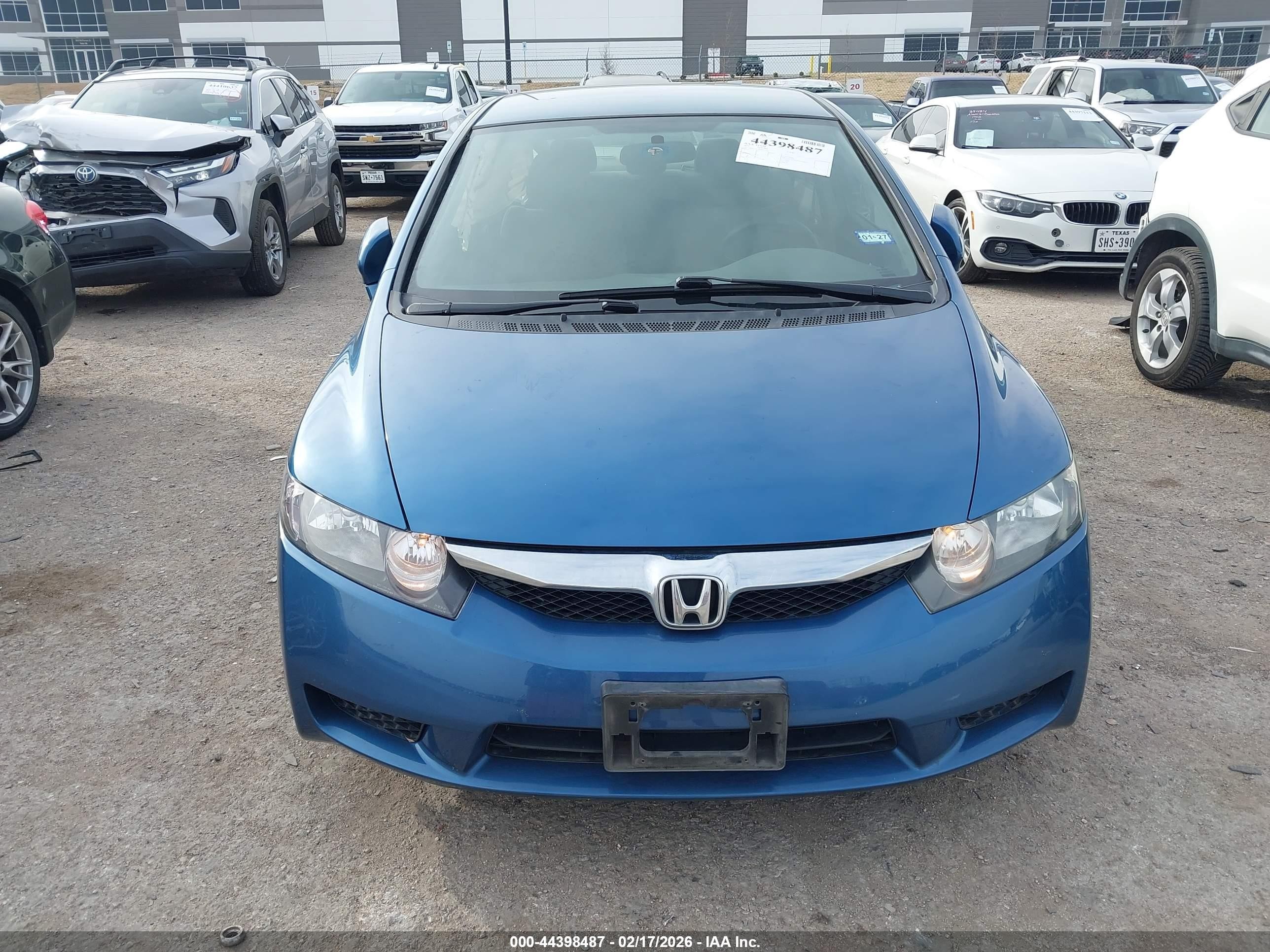2011 Honda Civic Lx Blue vin: 2HGFA1F56BH522115