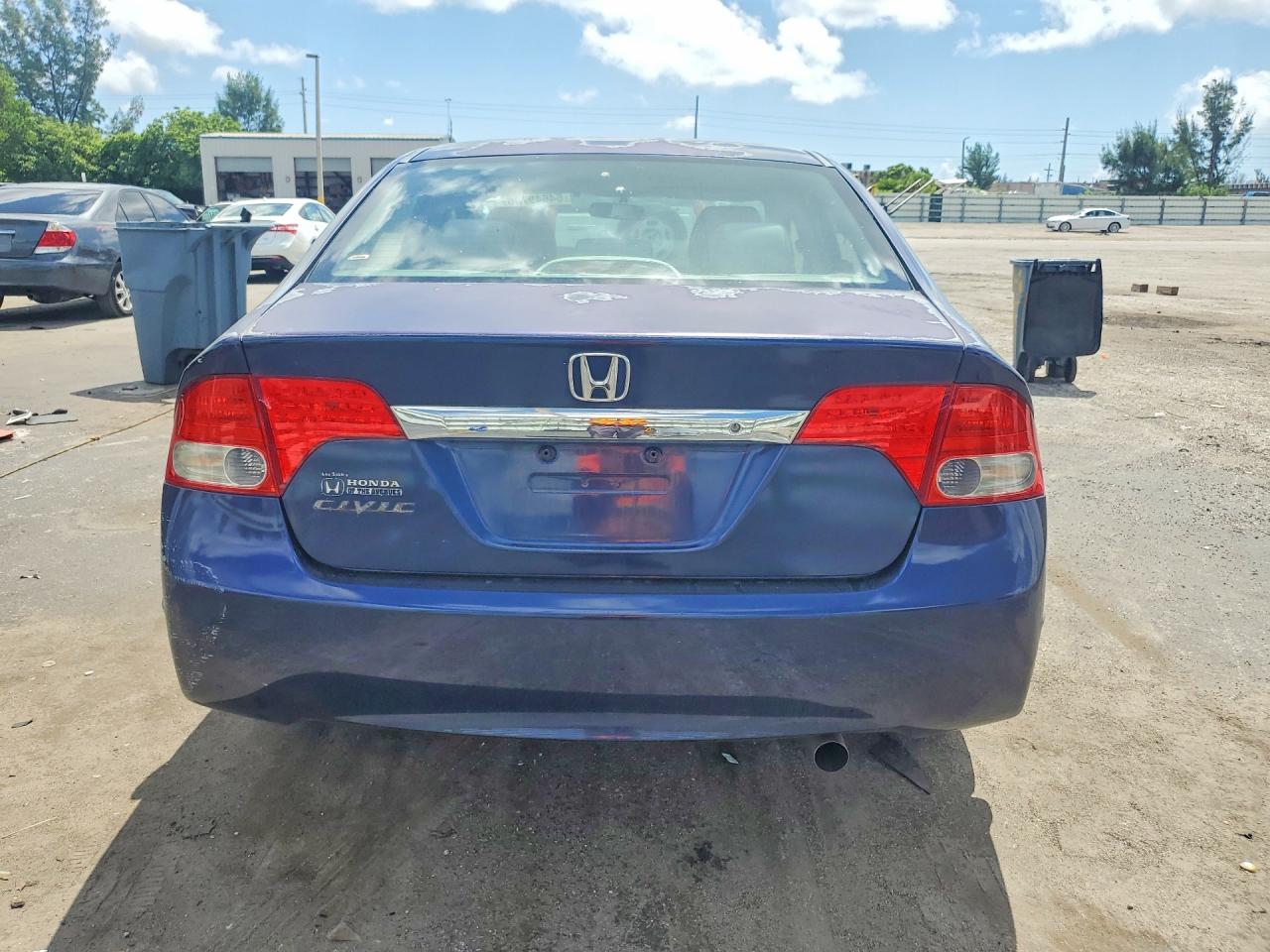 2011 Honda Civic Lx Blue vin: 2HGFA1F56BH524463