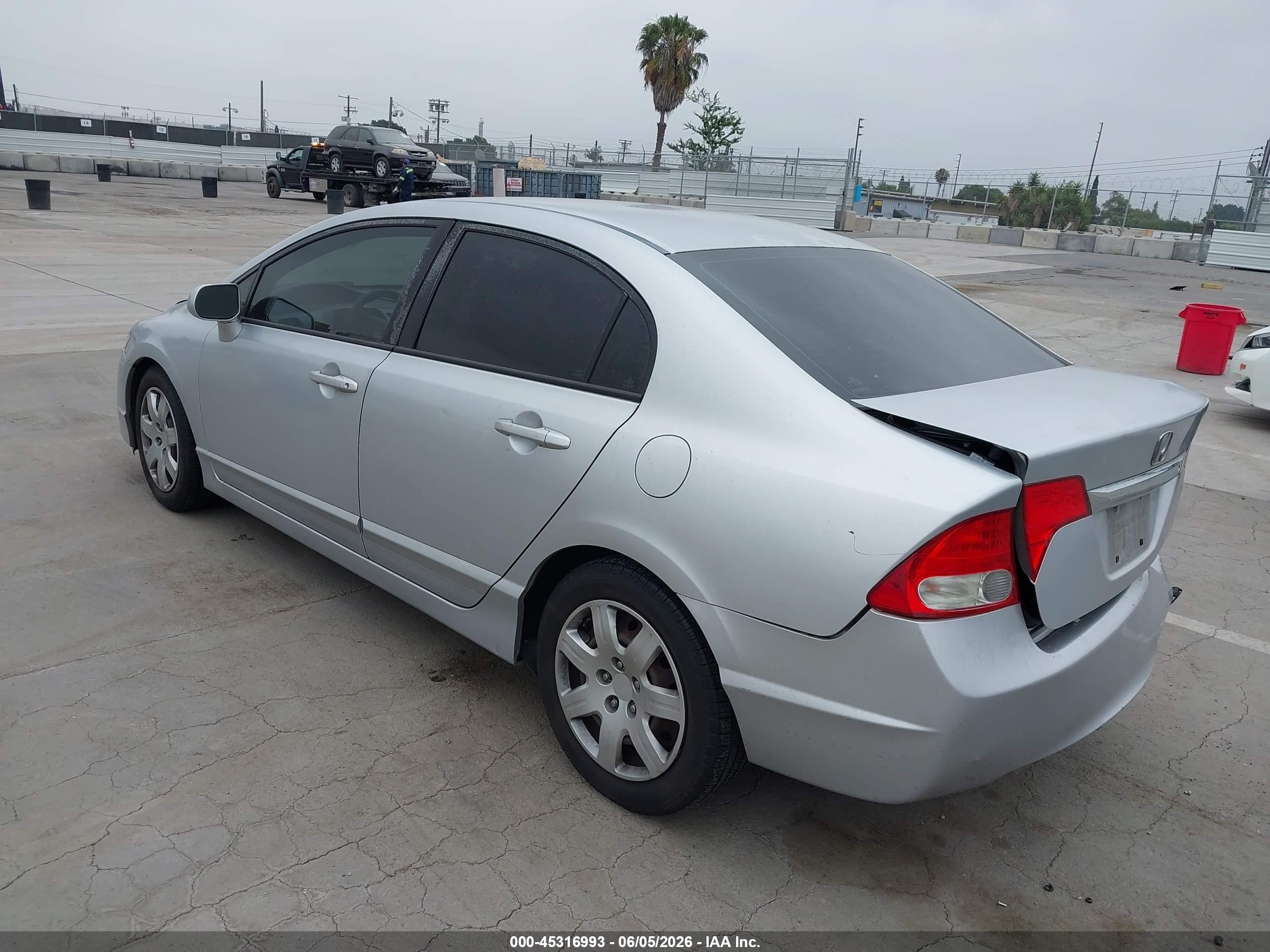 2011 Honda Civic Lx Silver vin: 2HGFA1F56BH534636