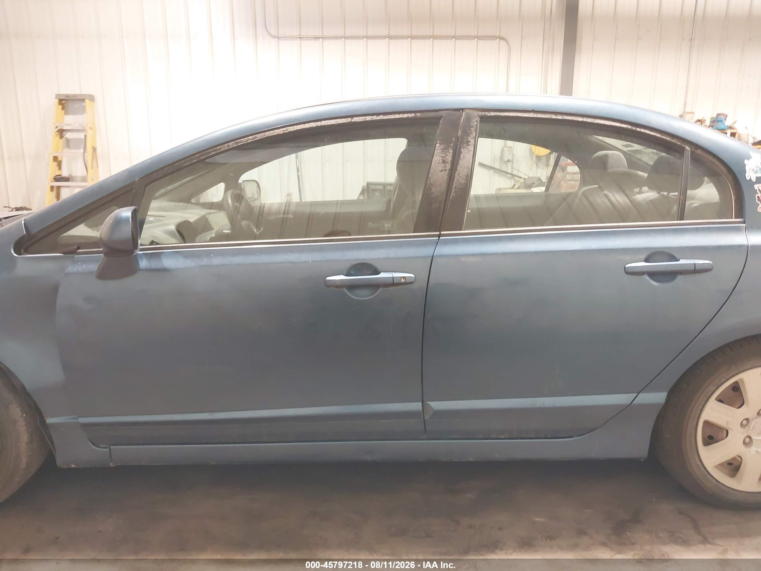 2011 Honda Civic Lx Blue vin: 2HGFA1F56BH539335