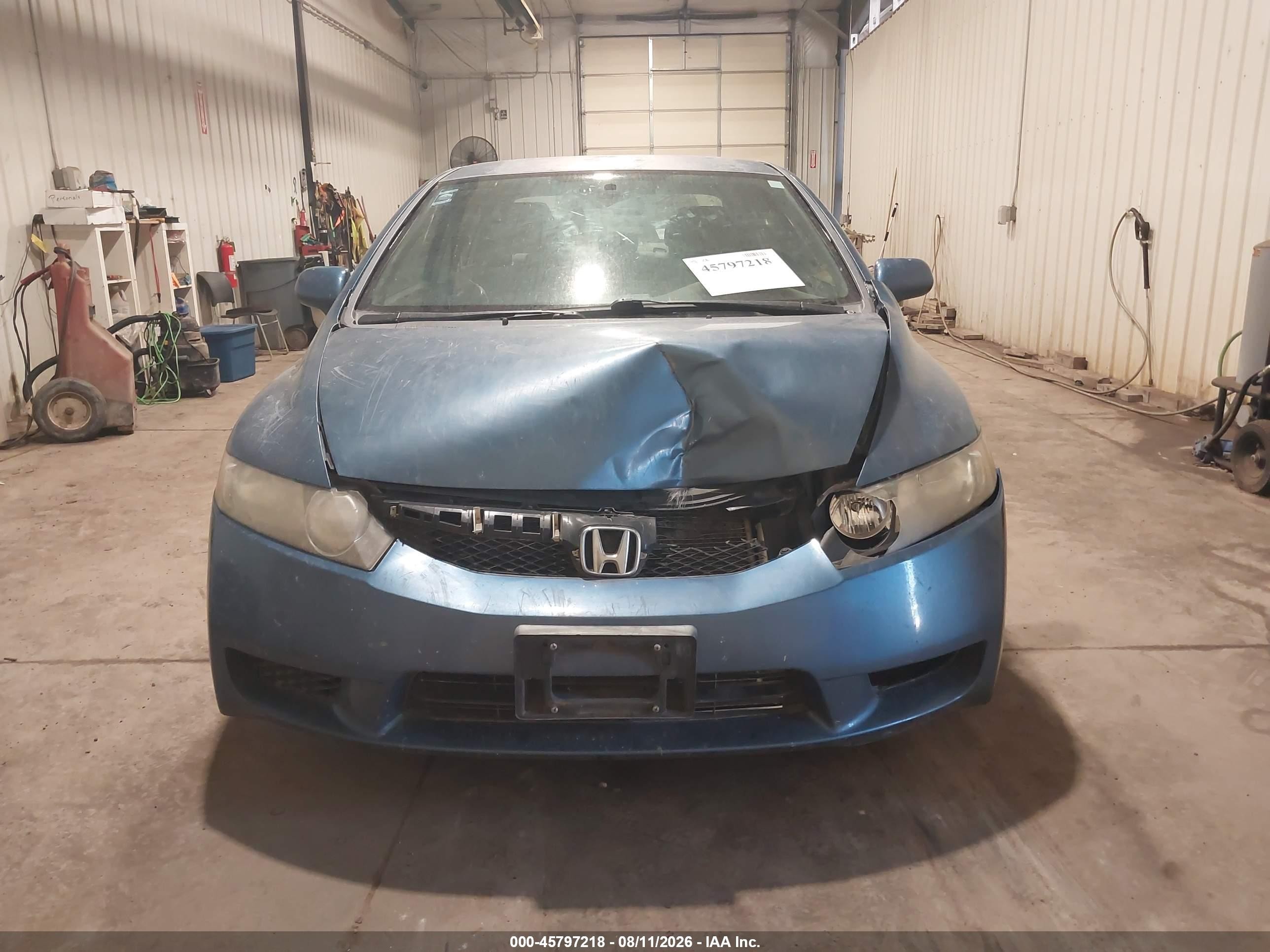 2011 Honda Civic Lx Blue vin: 2HGFA1F56BH539335
