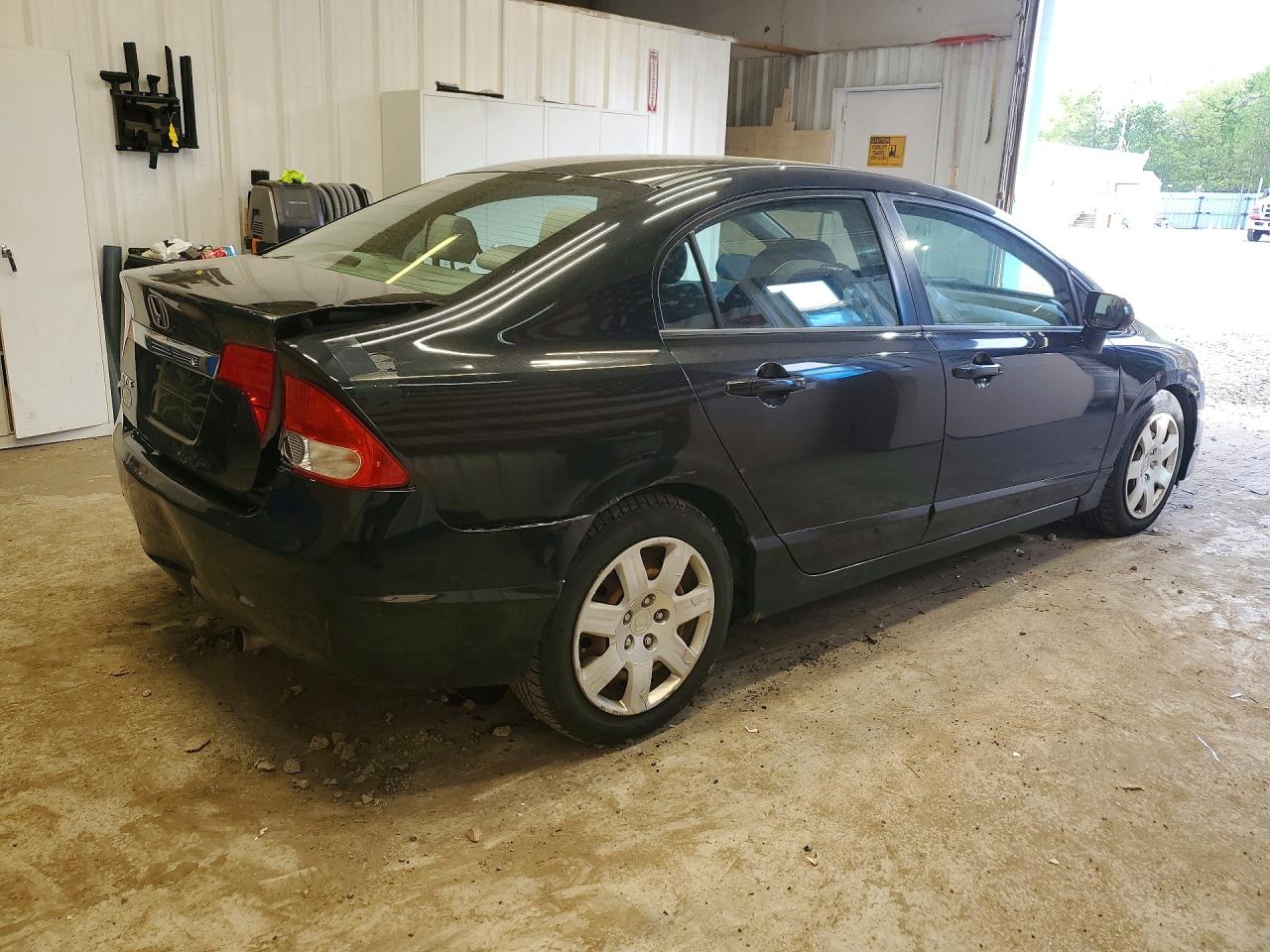 2010 Honda Civic Lx Черный vin: 2HGFA1F57AH330197
