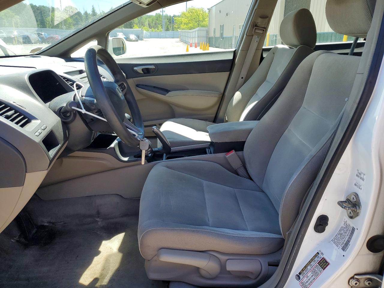 2010 Honda Civic Lx White vin: 2HGFA1F57AH534515