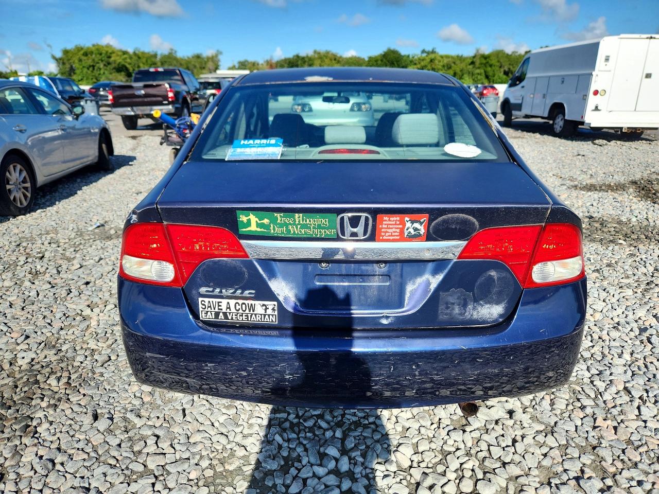 2010 Honda Civic Lx Blue vin: 2HGFA1F57AH539360
