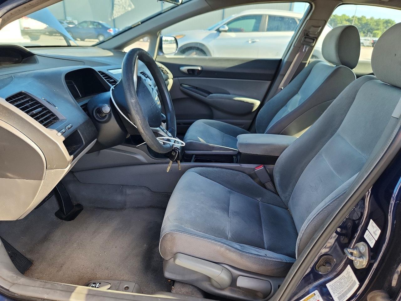 2010 Honda Civic Lx Blue vin: 2HGFA1F57AH539360