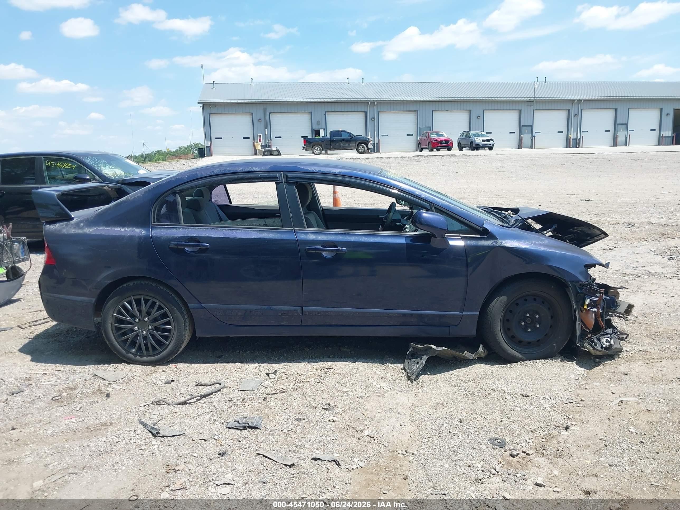 2010 Honda Civic Lx Blue vin: 2HGFA1F57AH556398