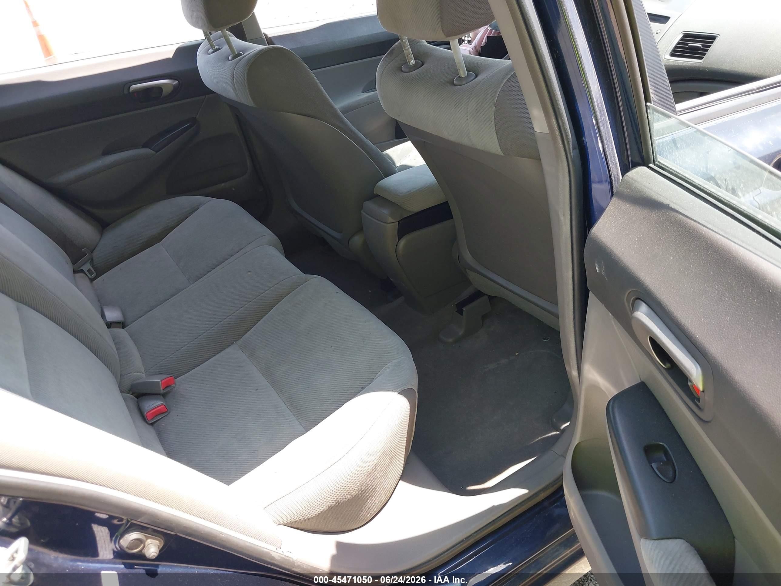 2010 Honda Civic Lx Blue vin: 2HGFA1F57AH556398