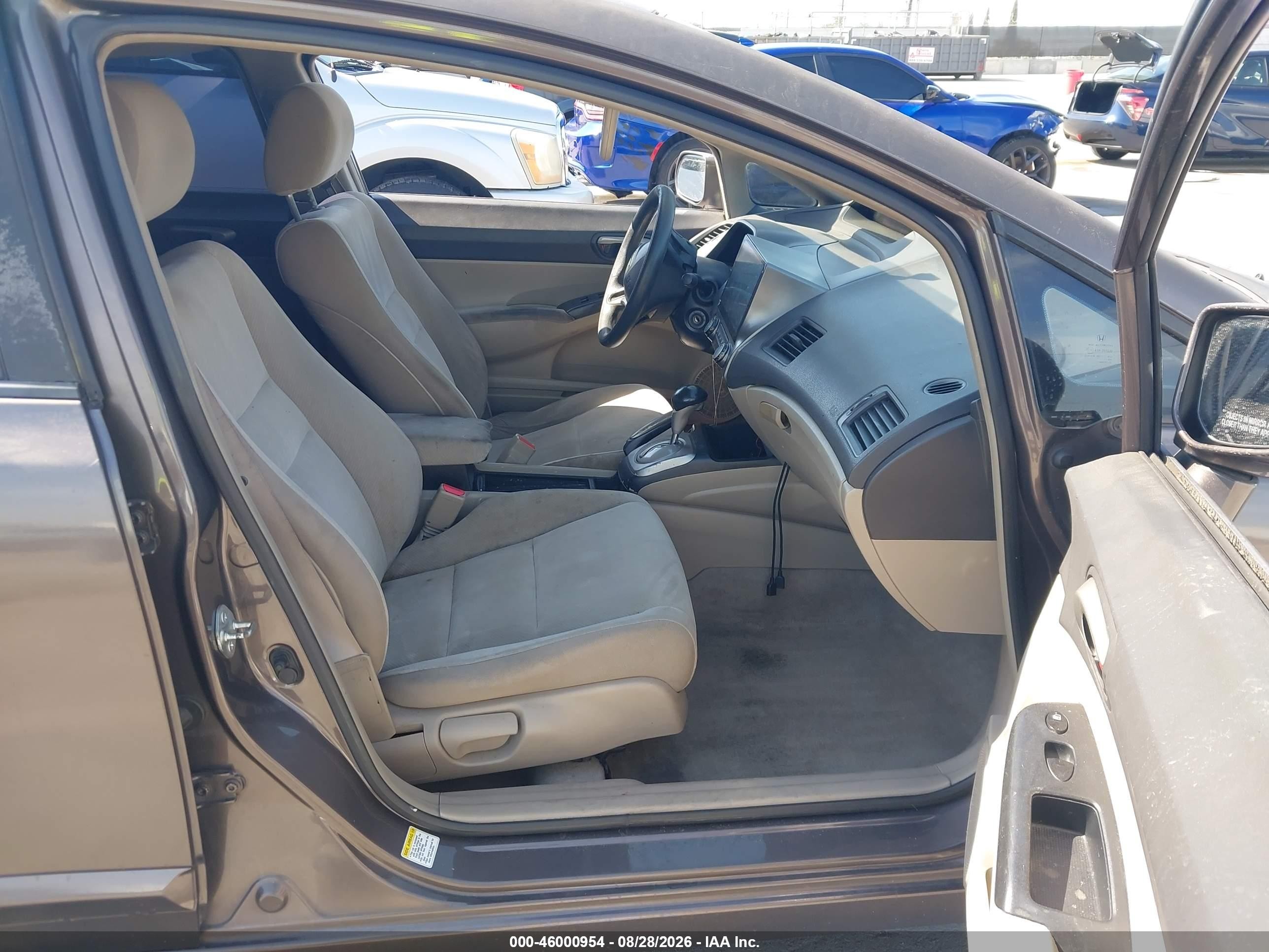 2010 Honda Civic Lx Gray vin: 2HGFA1F57AH567322