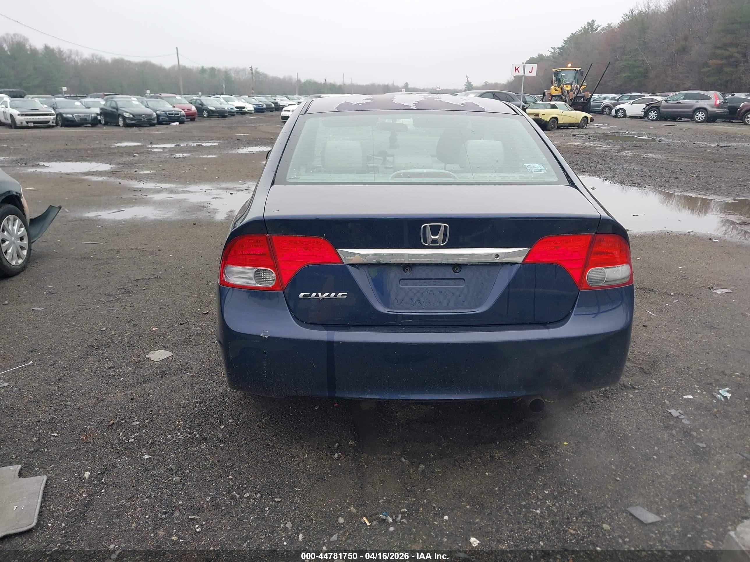 2010 Honda Civic Lx Blue vin: 2HGFA1F57AH578997