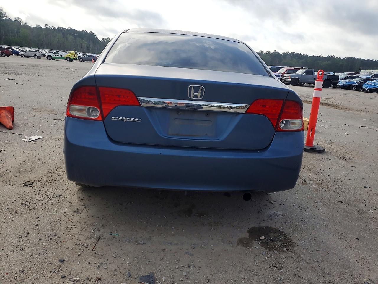 2010 Honda Civic Lx Blue vin: 2HGFA1F57AH581043
