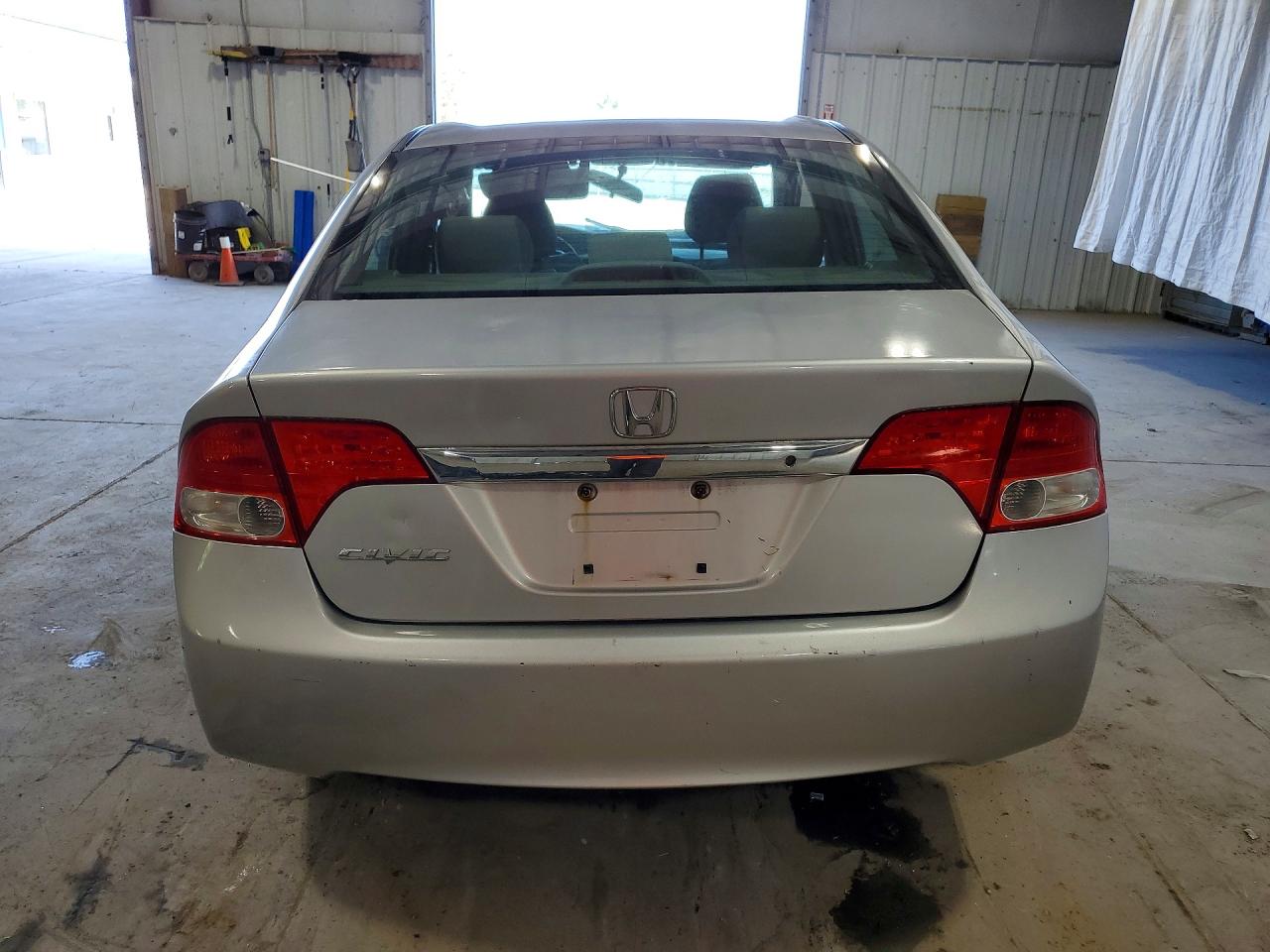 2010 Honda Civic Lx Silver vin: 2HGFA1F57AH582046