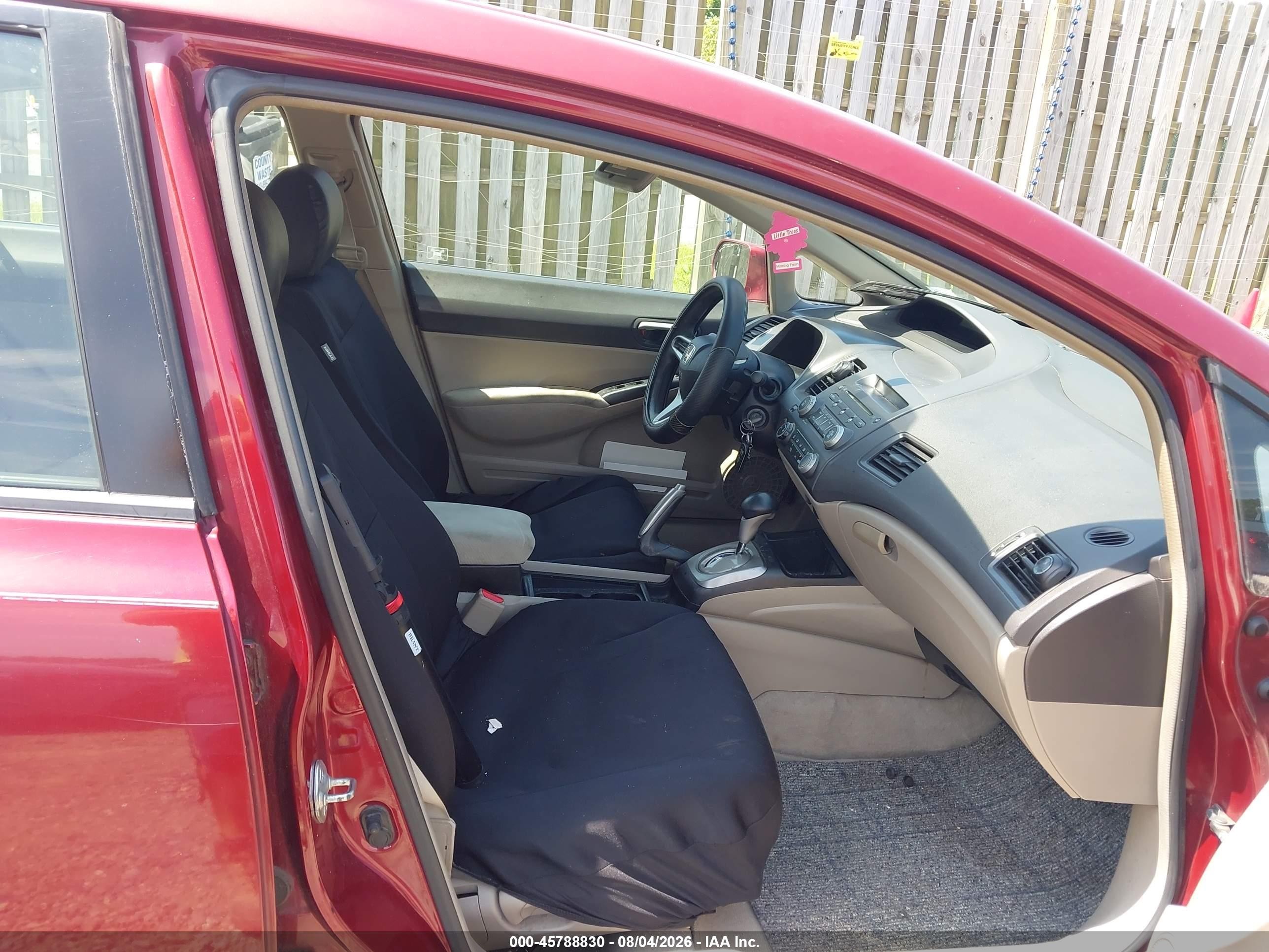 2010 Honda Civic Lx Burgundy vin: 2HGFA1F57AH587540