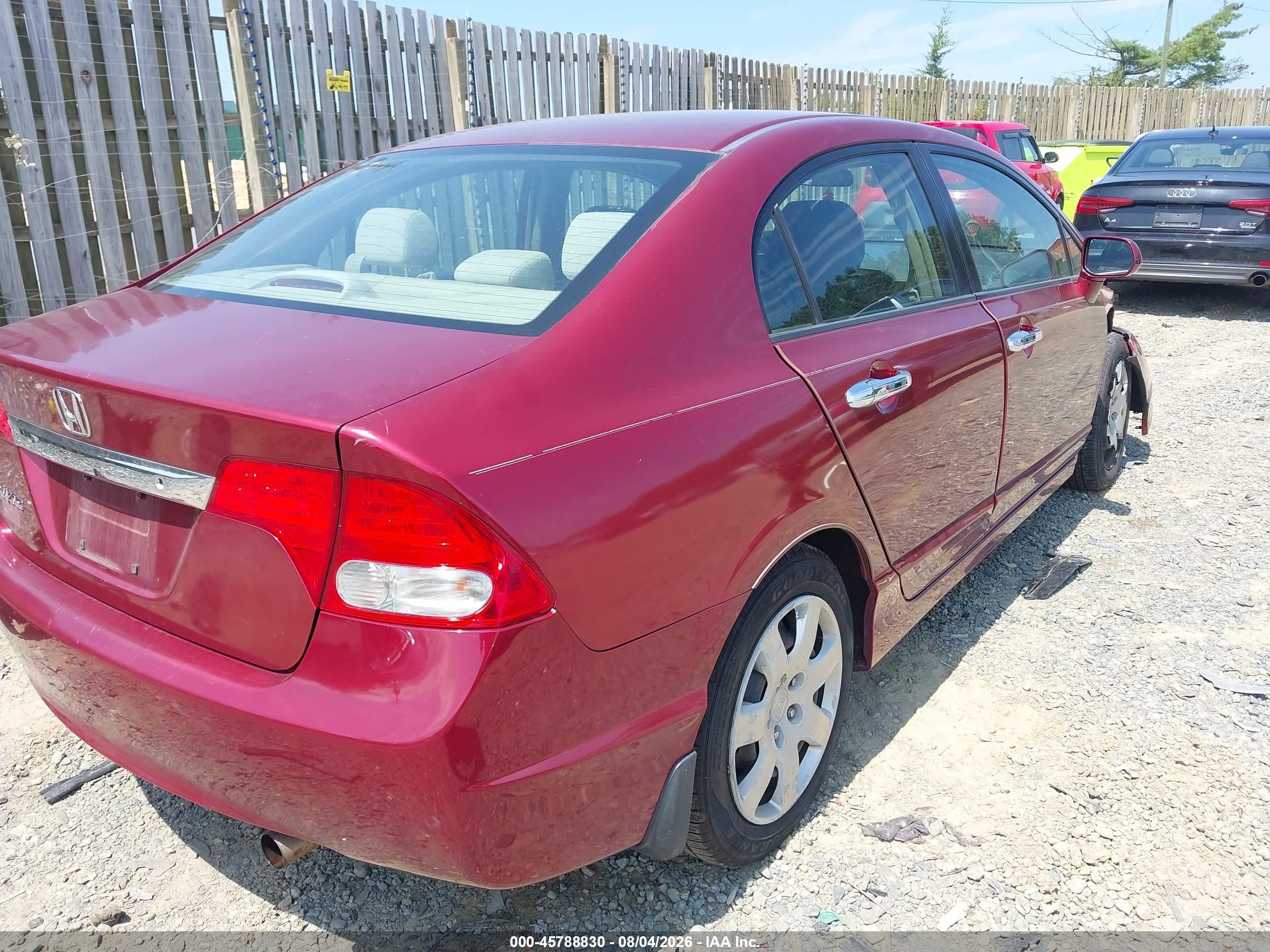 2010 Honda Civic Lx Burgundy vin: 2HGFA1F57AH587540