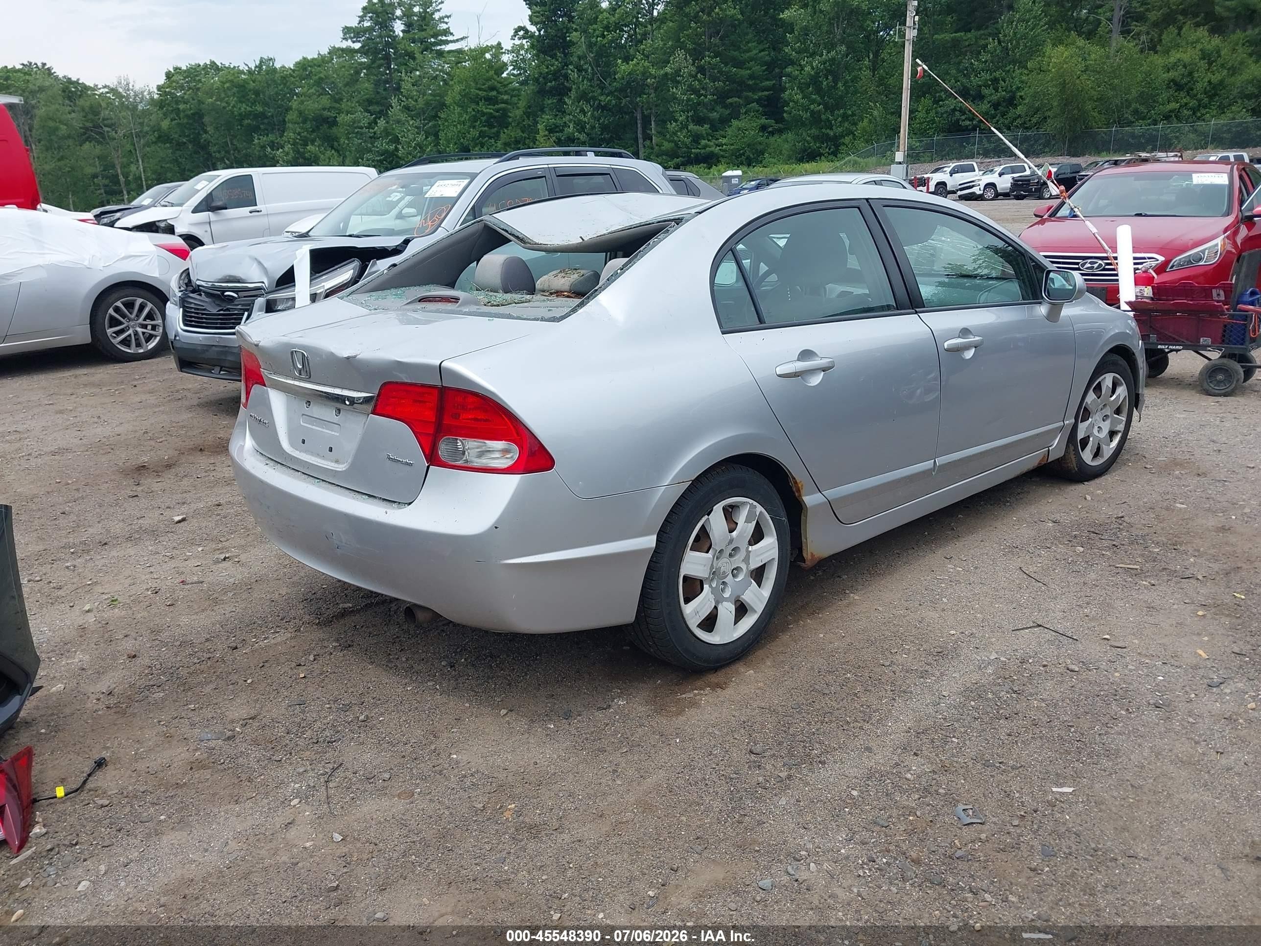 2011 Honda Civic Lx Серебряный vin: 2HGFA1F57BH307794