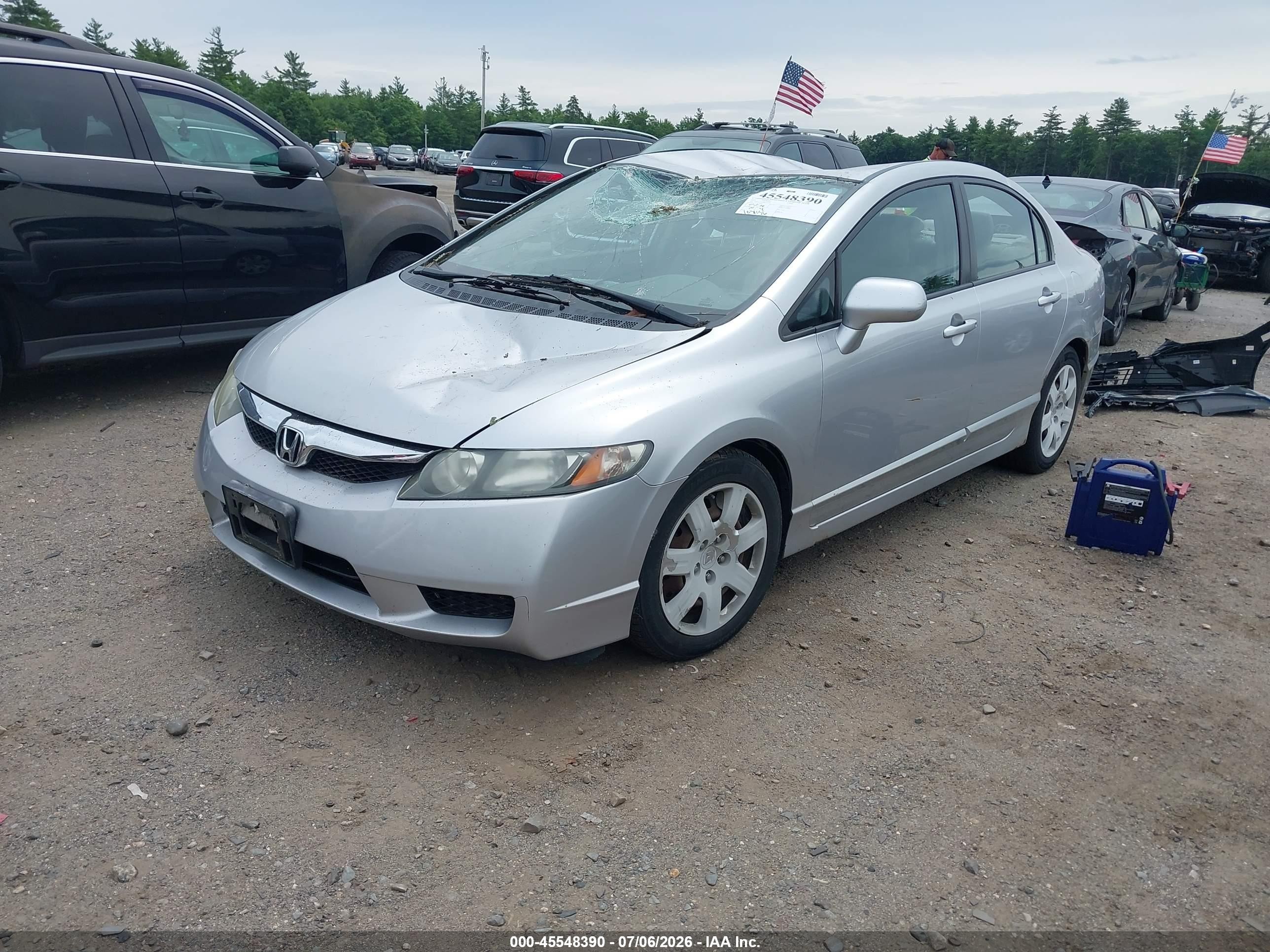 2011 Honda Civic Lx Серебряный vin: 2HGFA1F57BH307794