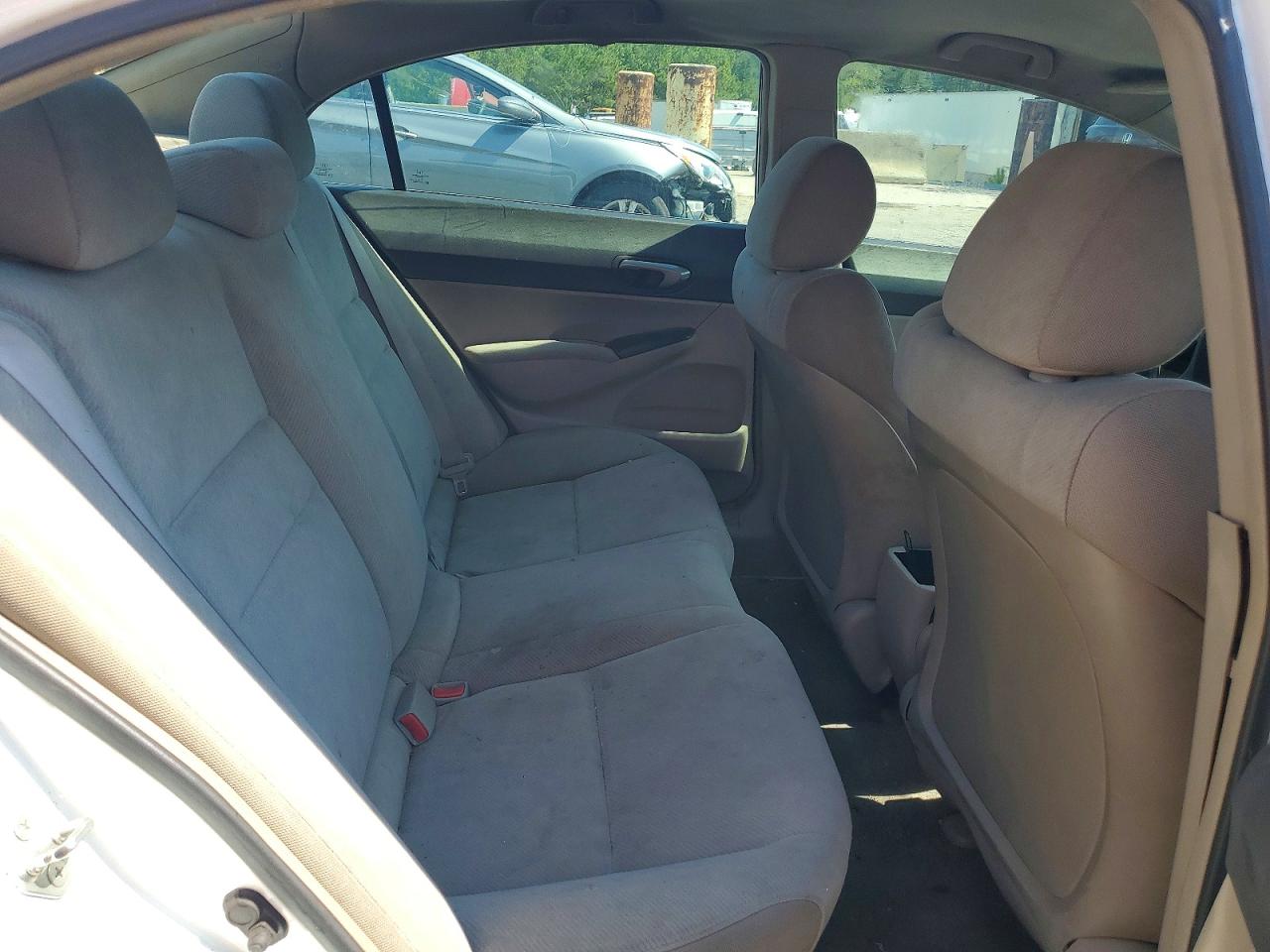 2011 Honda Civic Lx White vin: 2HGFA1F57BH308170