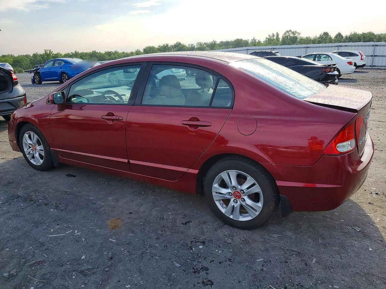 2011 Honda Civic Lx Red vin: 2HGFA1F57BH500754