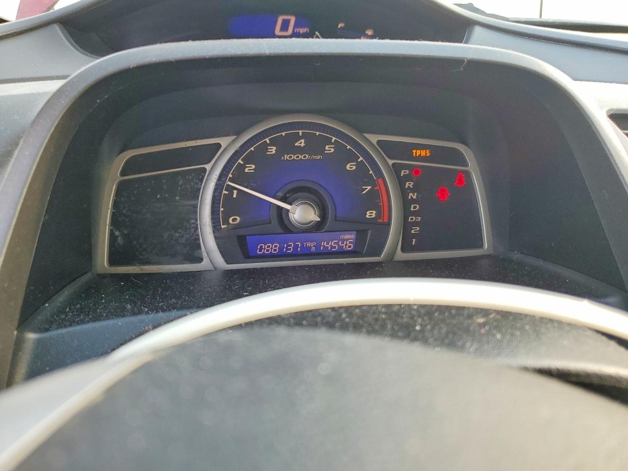 2011 Honda Civic Lx Red vin: 2HGFA1F57BH500754