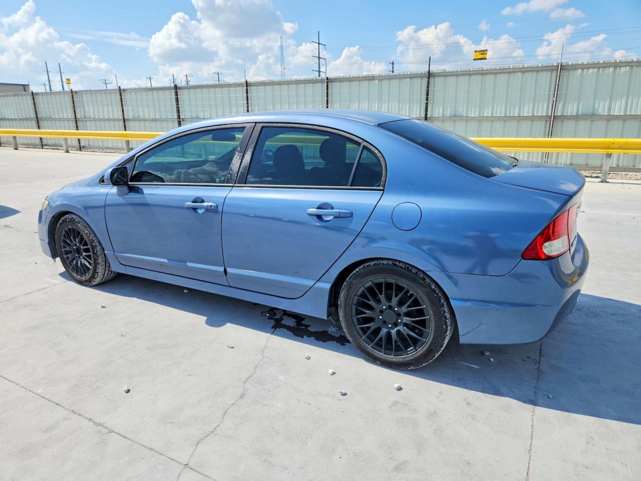 2011 Honda Civic Lx Blue vin: 2HGFA1F57BH528599