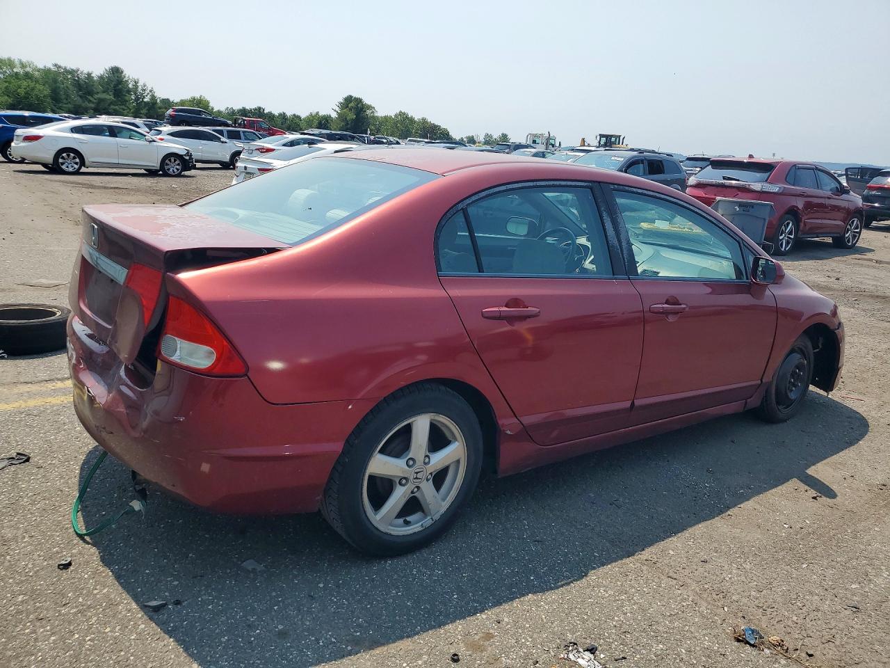 2011 Honda Civic Lx Red vin: 2HGFA1F57BH548741