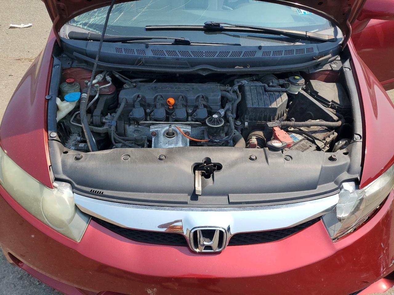 2011 Honda Civic Lx Red vin: 2HGFA1F57BH548741