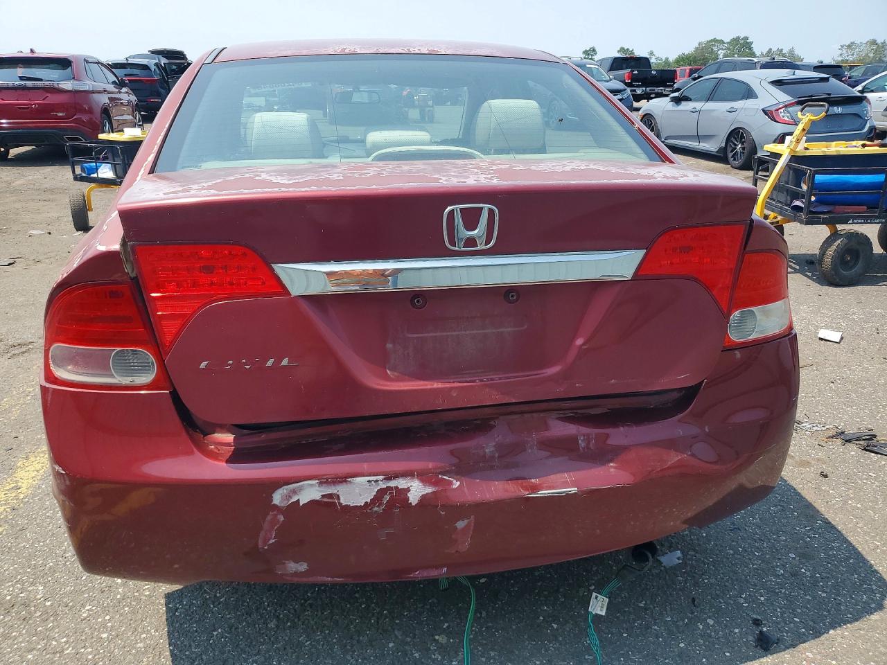2011 Honda Civic Lx Red vin: 2HGFA1F57BH548741