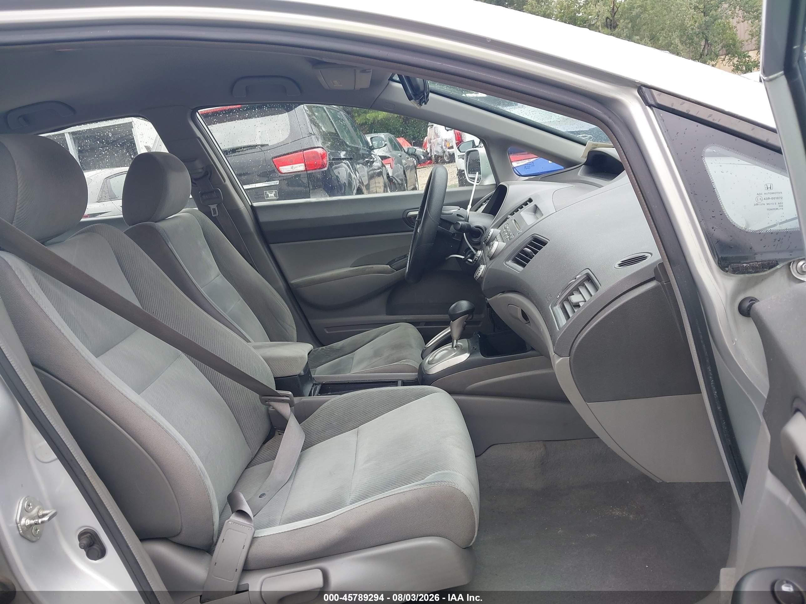 2010 Honda Civic Lx Серебряный vin: 2HGFA1F58AH316888