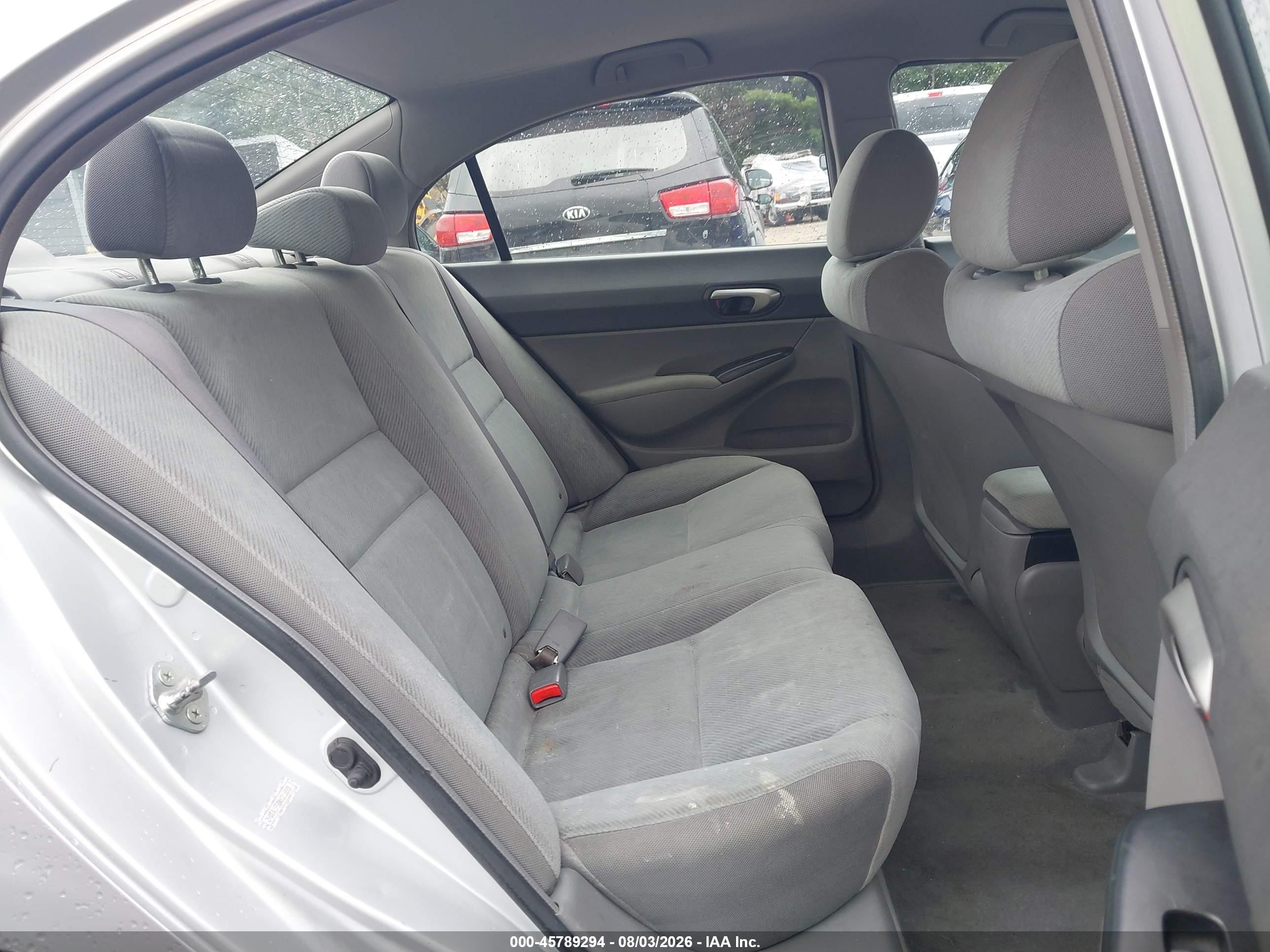 2010 Honda Civic Lx Серебряный vin: 2HGFA1F58AH316888