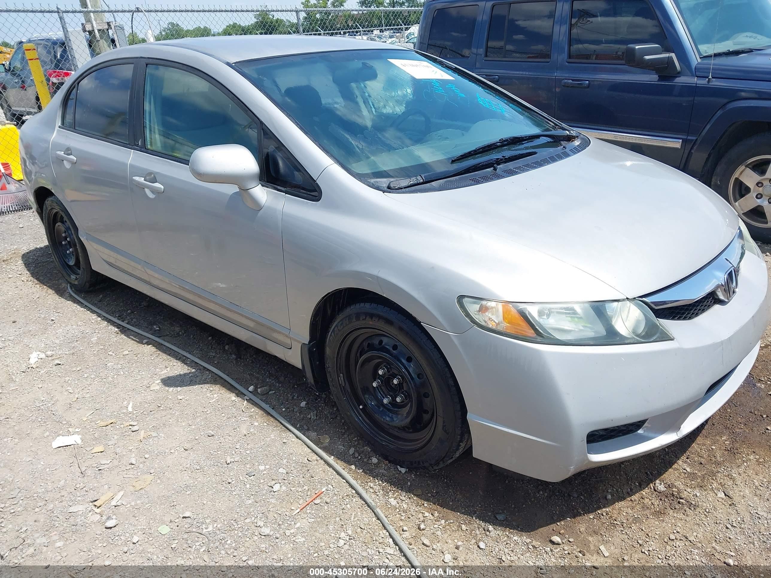 2010 Honda Civic Lx Silver vin: 2HGFA1F58AH322450