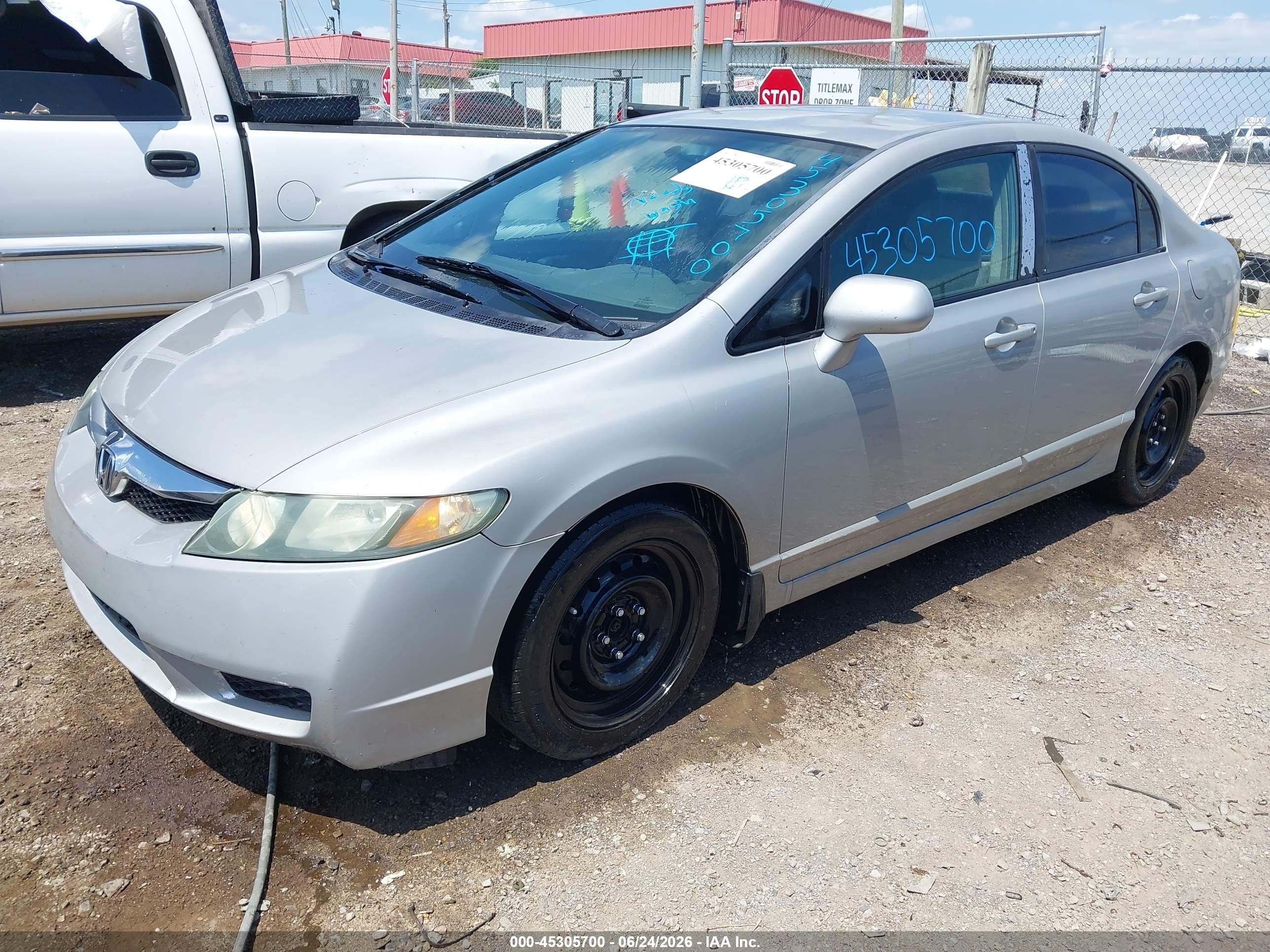 2010 Honda Civic Lx Silver vin: 2HGFA1F58AH322450
