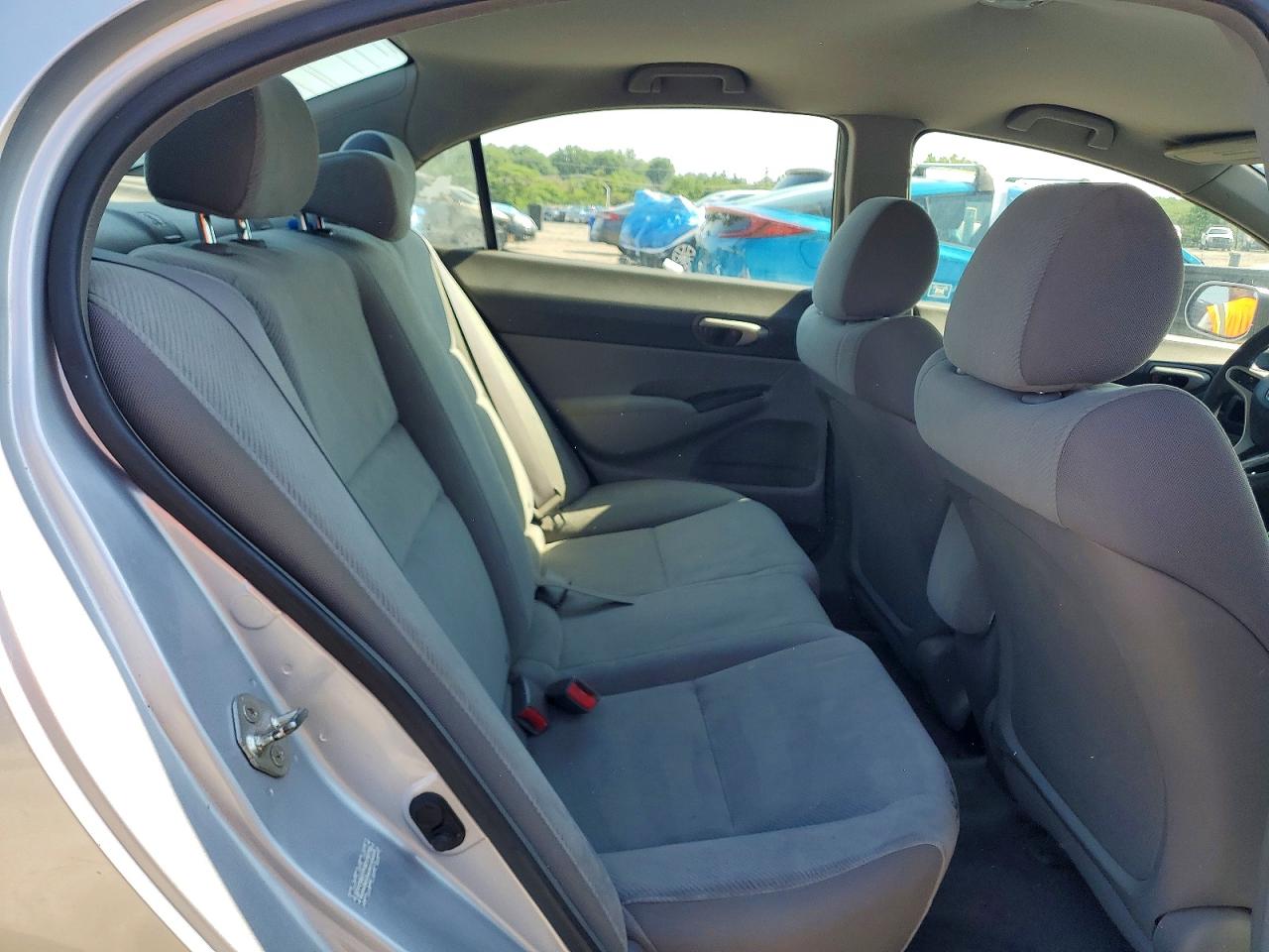 2010 Honda Civic Lx Silver vin: 2HGFA1F58AH500101