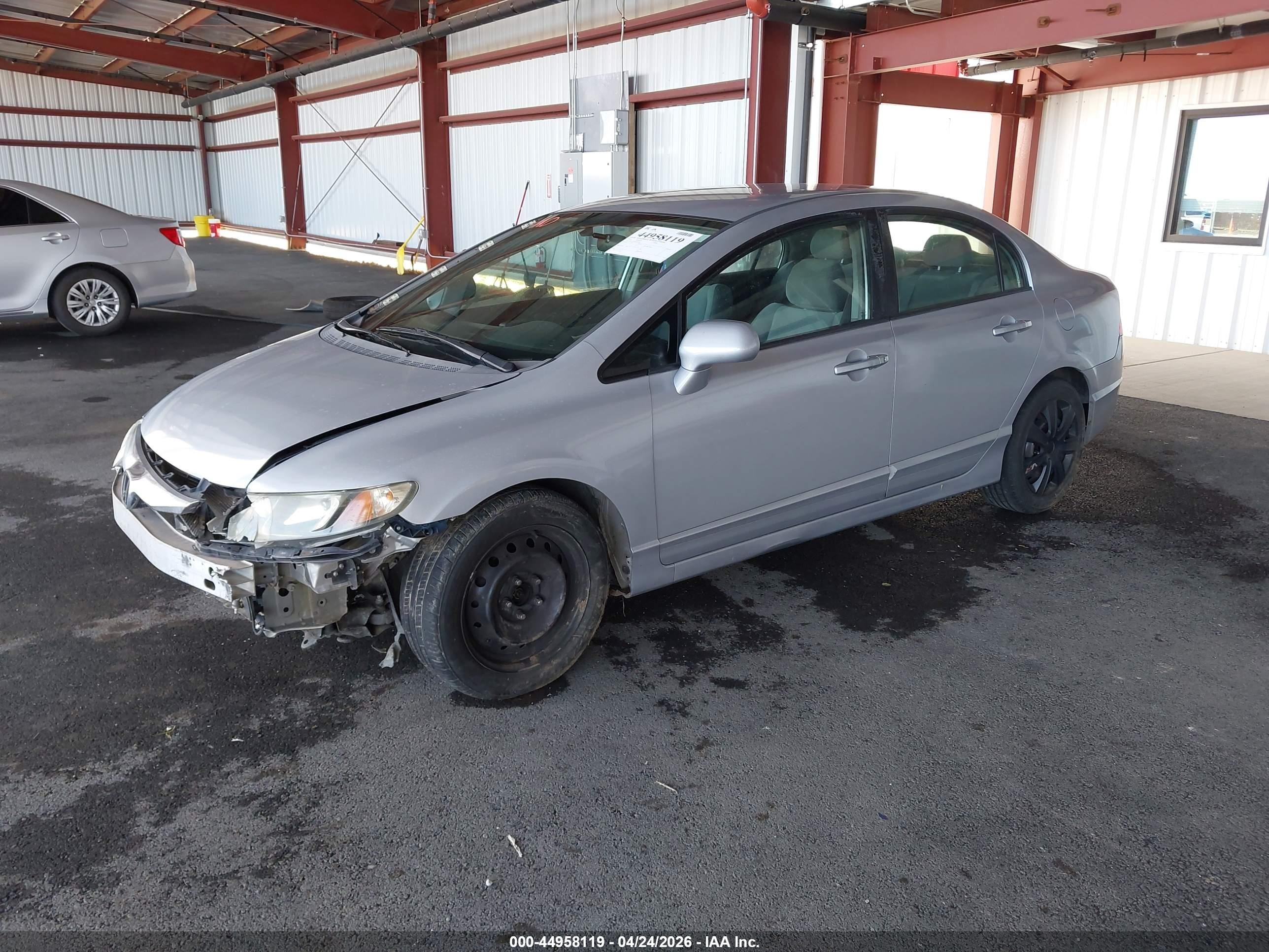 2010 Honda Civic Lx Silver vin: 2HGFA1F58AH530666
