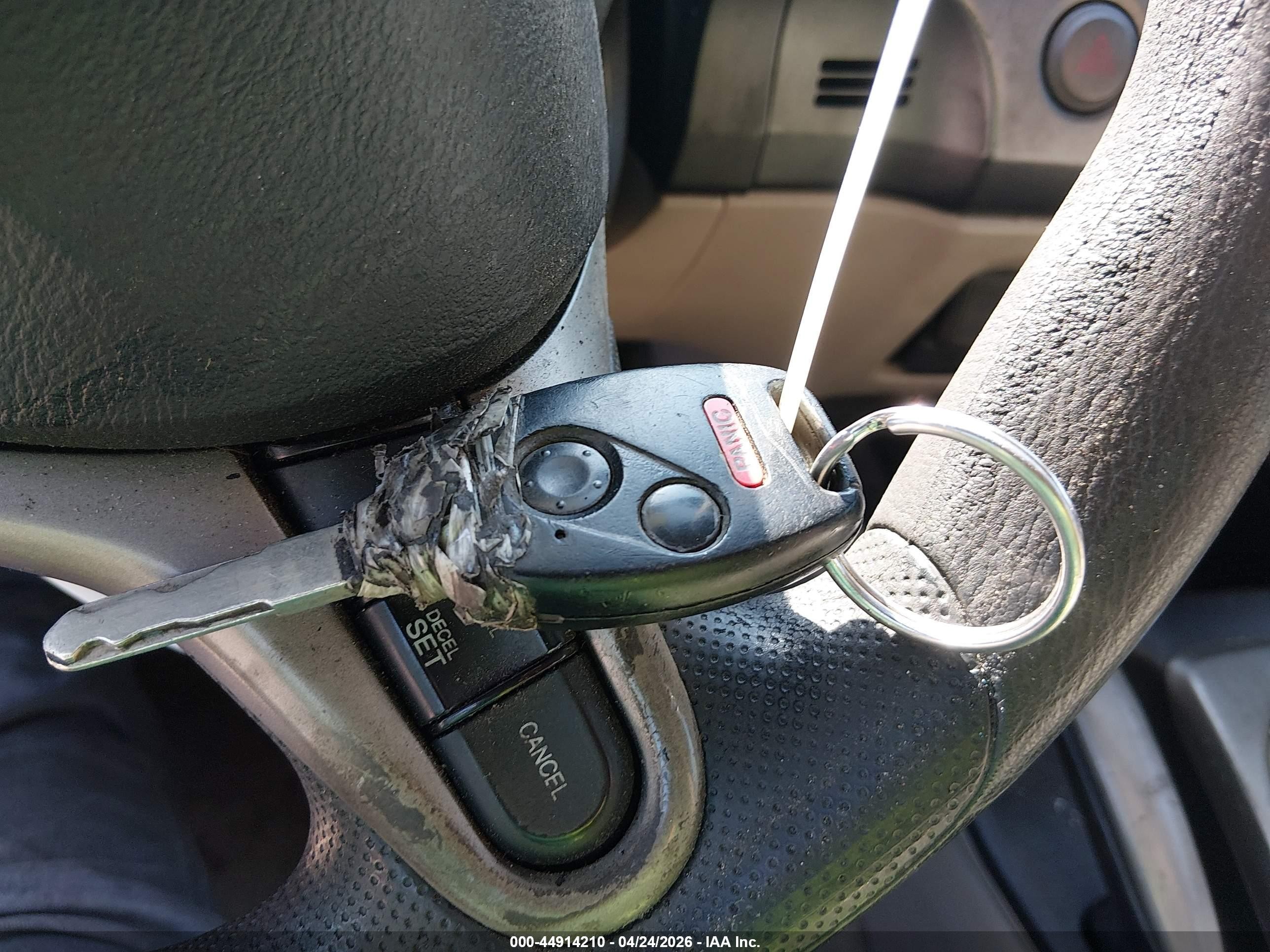 2010 Honda Civic Lx Красный vin: 2HGFA1F58AH554580