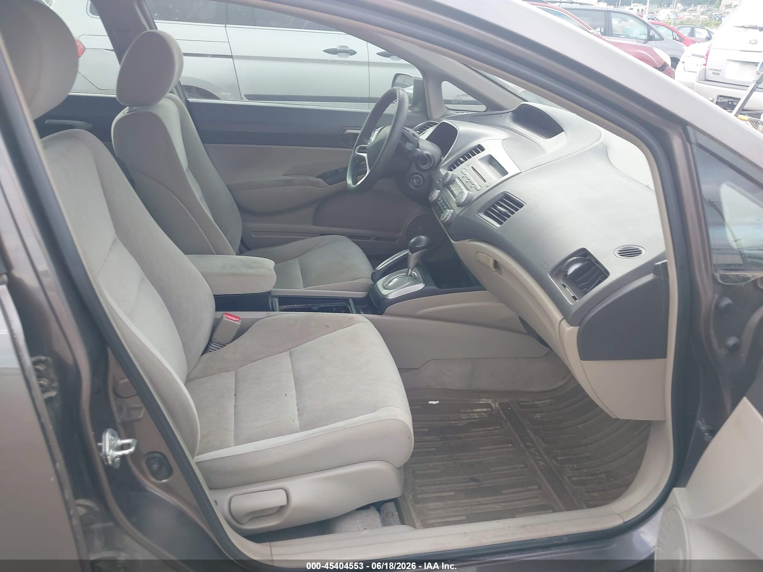 2010 Honda Civic Lx Gray vin: 2HGFA1F58AH560055